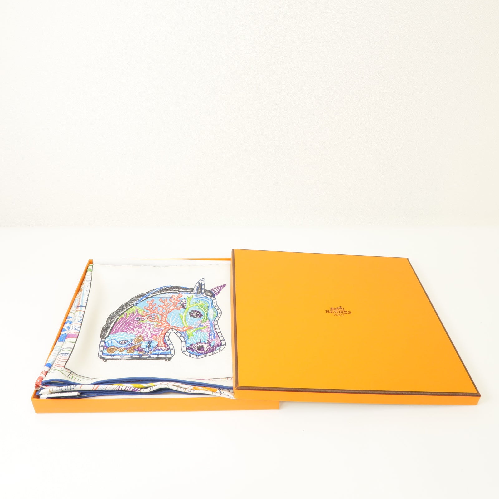 HERMES 絲質Scarf絲巾白色/彩色