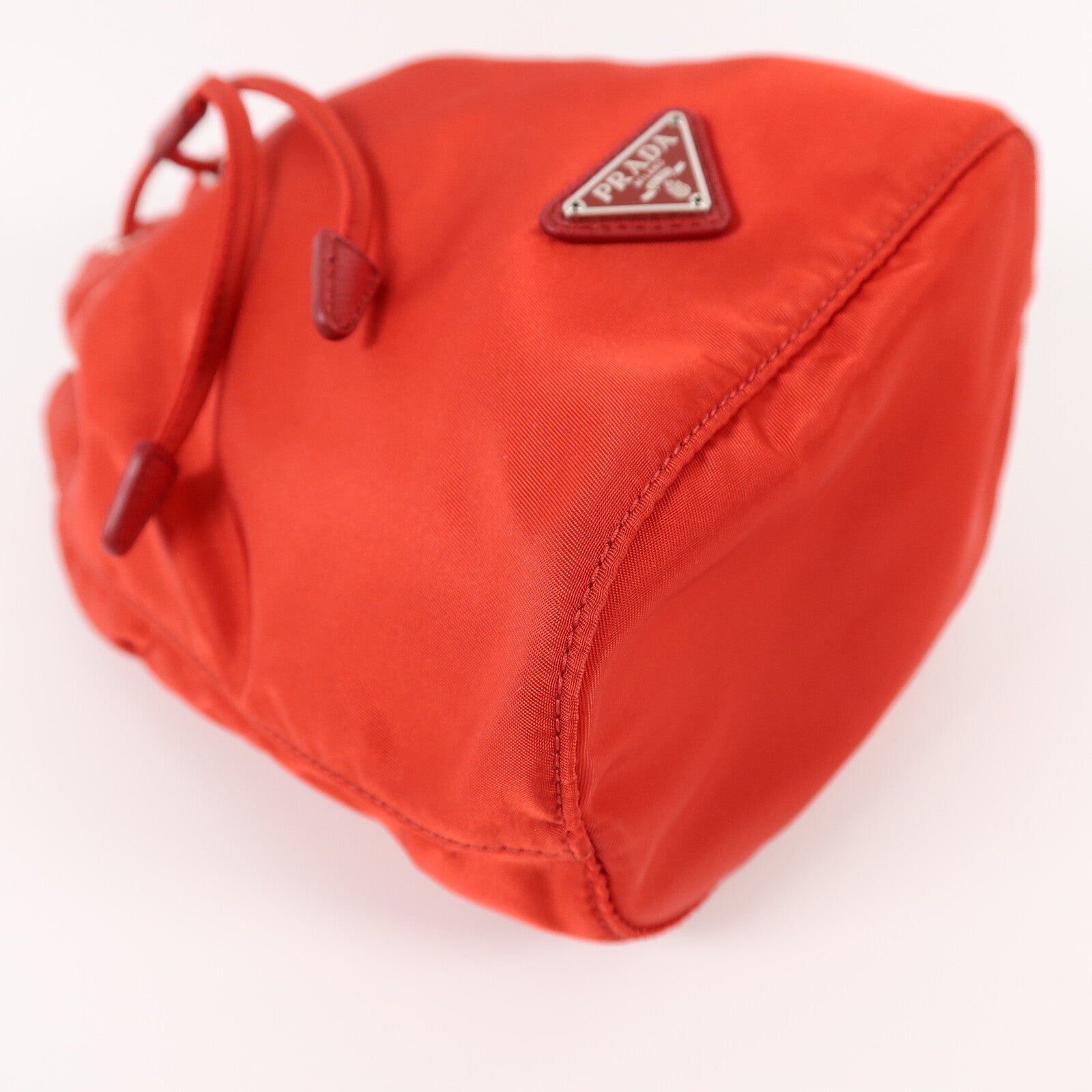 PRADA 尼龍Bucket Bag手挽袋