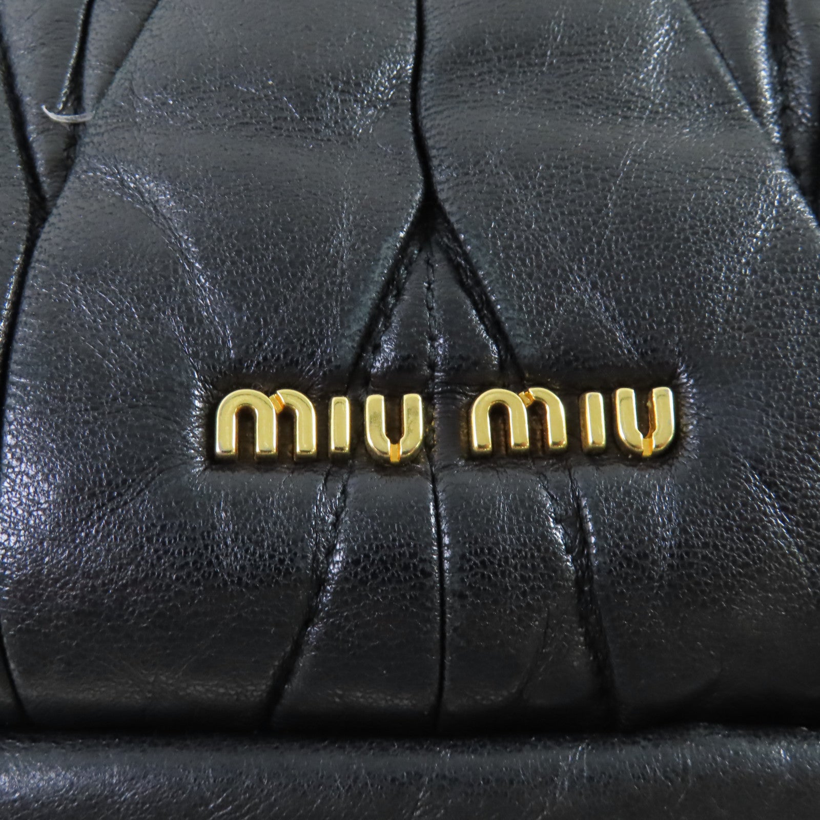 Miu Miu 牛皮皮革Shoulder Bag金扣肩背袋黑色