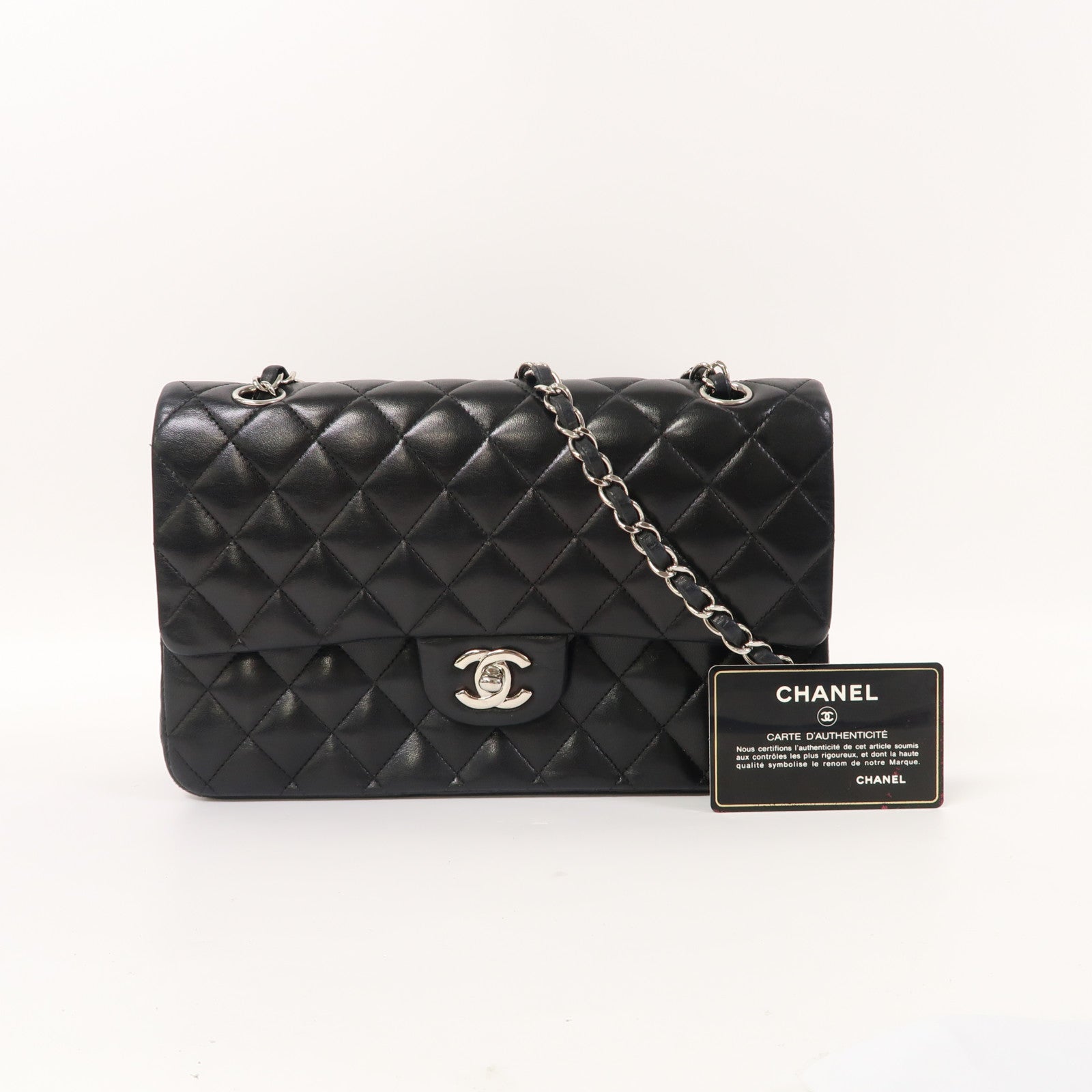 CHANEL 【激減優惠】菱格羊皮皮革Classic Flap 25銀扣鏈帶肩背袋黑色