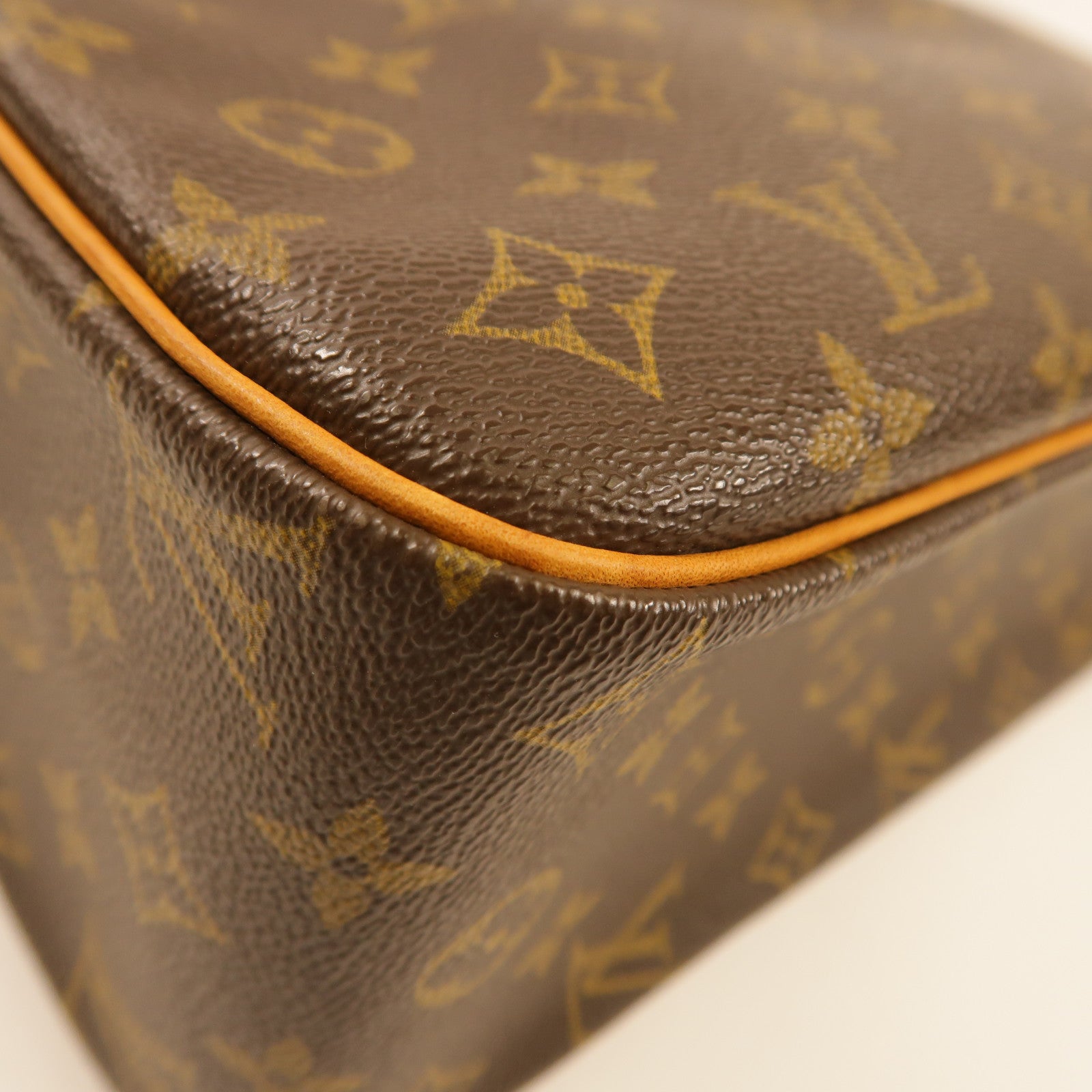 LOUIS VUITTON Monogram Cite GM金扣肩背袋棕色