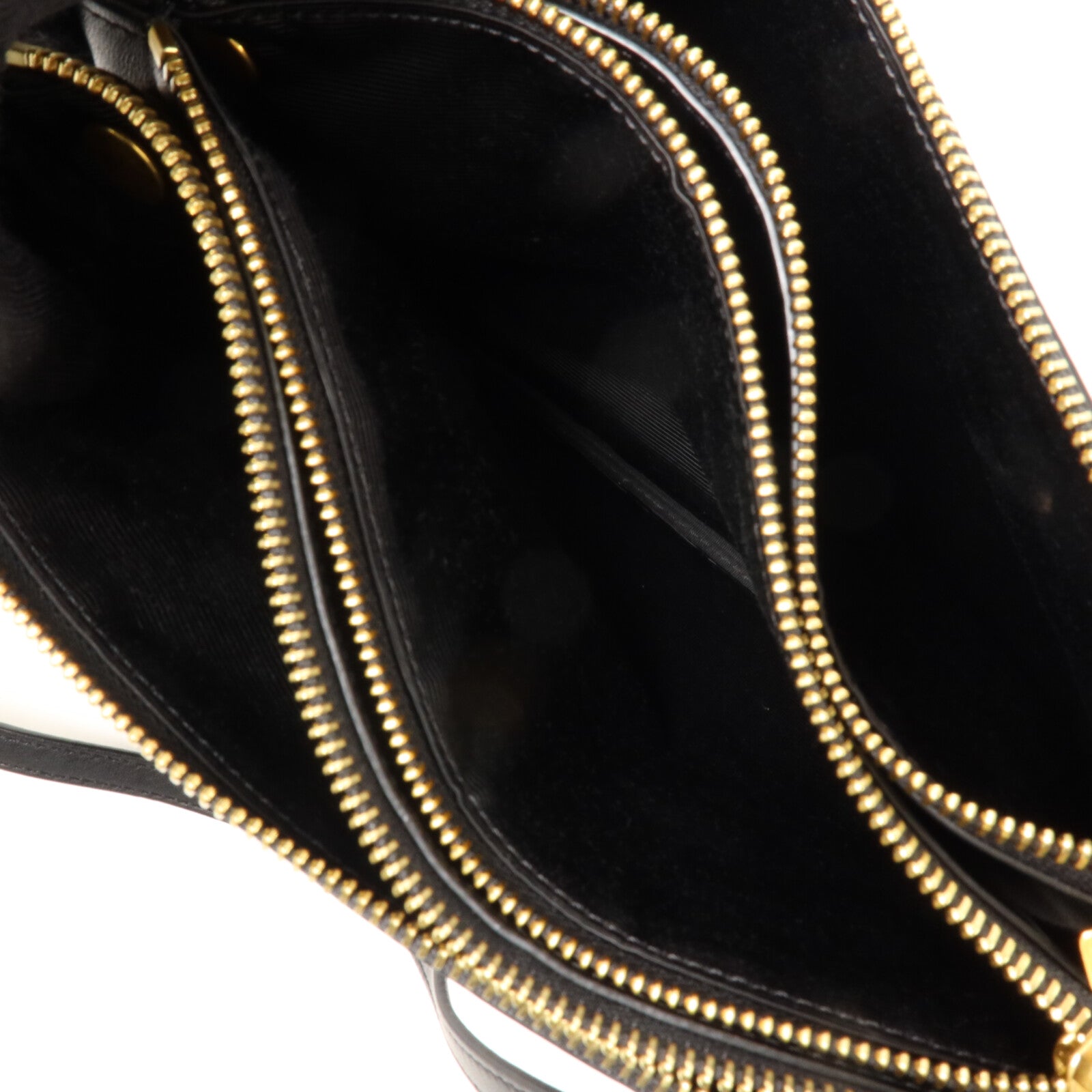 CELINE 牛皮皮革Trio手挽袋