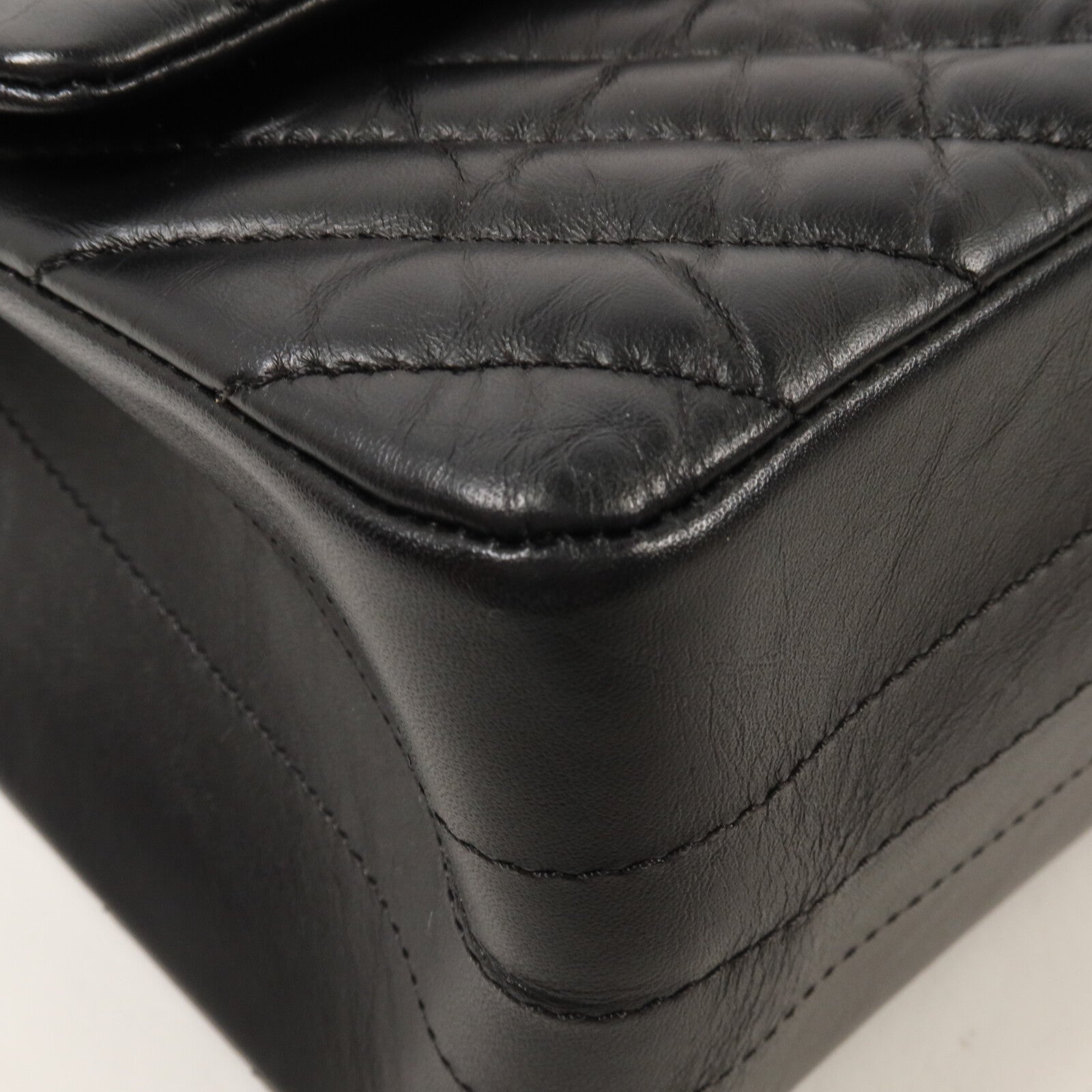 CHANEL 牛皮皮革2.55 Medium鏈帶肩背袋
