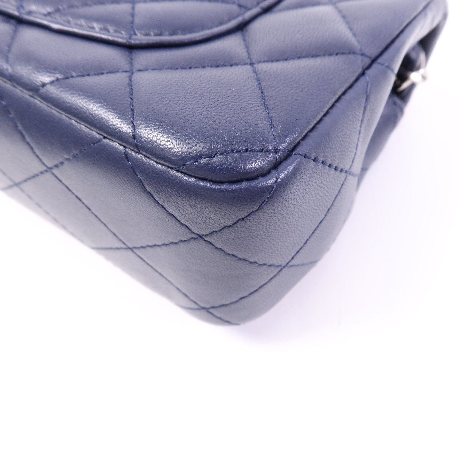 CHANEL 羊皮皮革Mini Classic 20銀扣鏈帶肩背袋