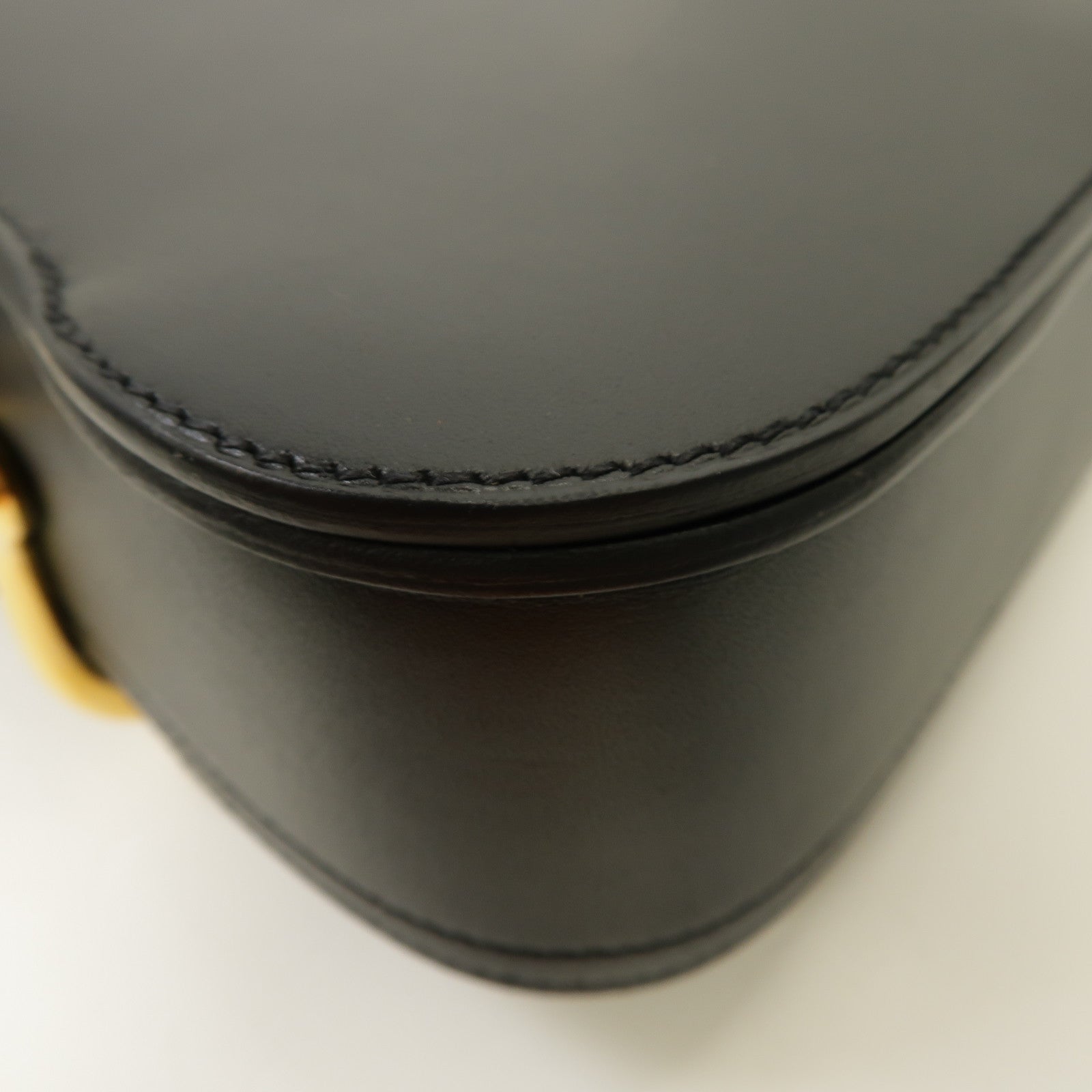 HERMES 【激減優惠】Tadelakt皮革Della Cavalleria Bag金扣肩背袋黑色