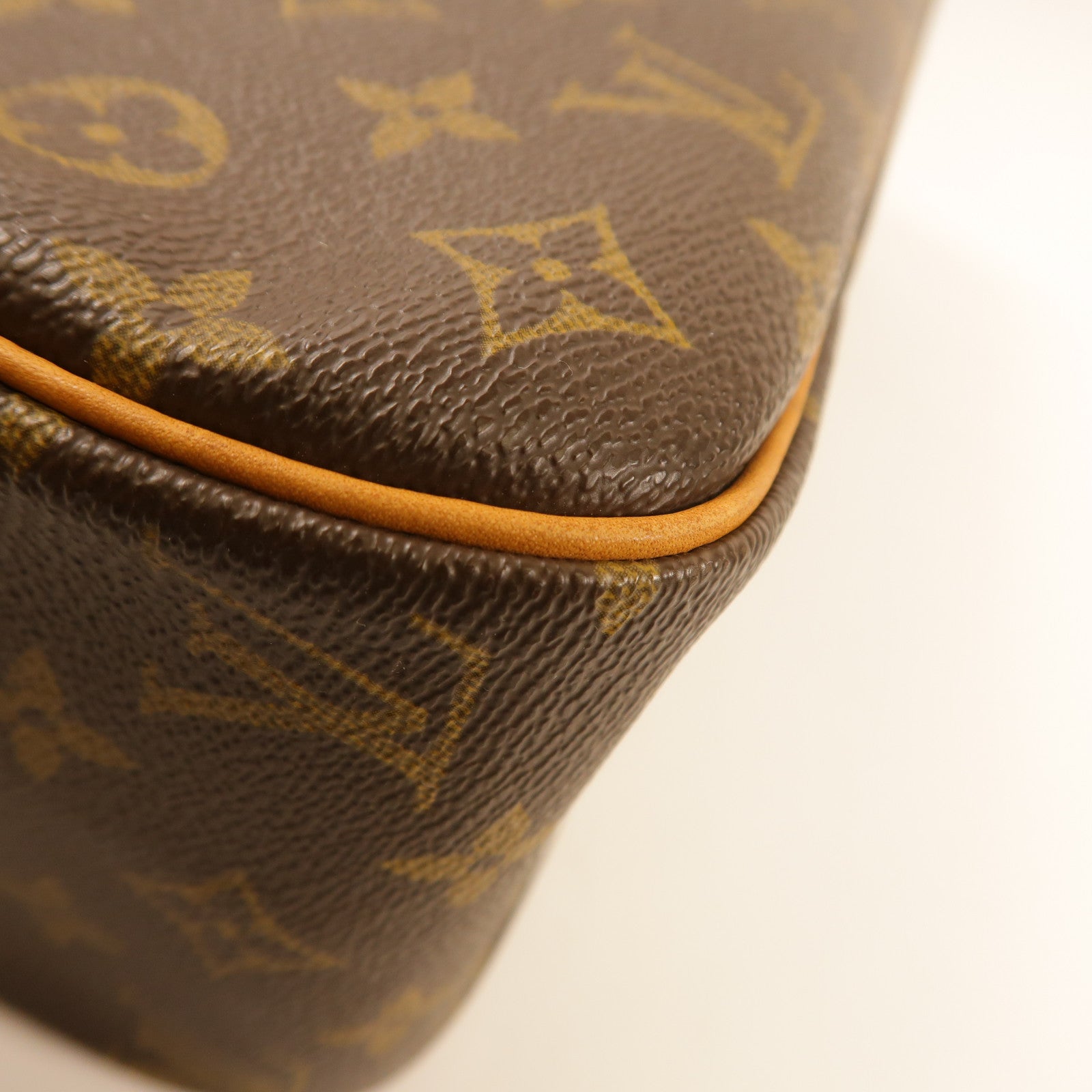 LOUIS VUITTON Monogram Cite GM金扣肩背袋棕色