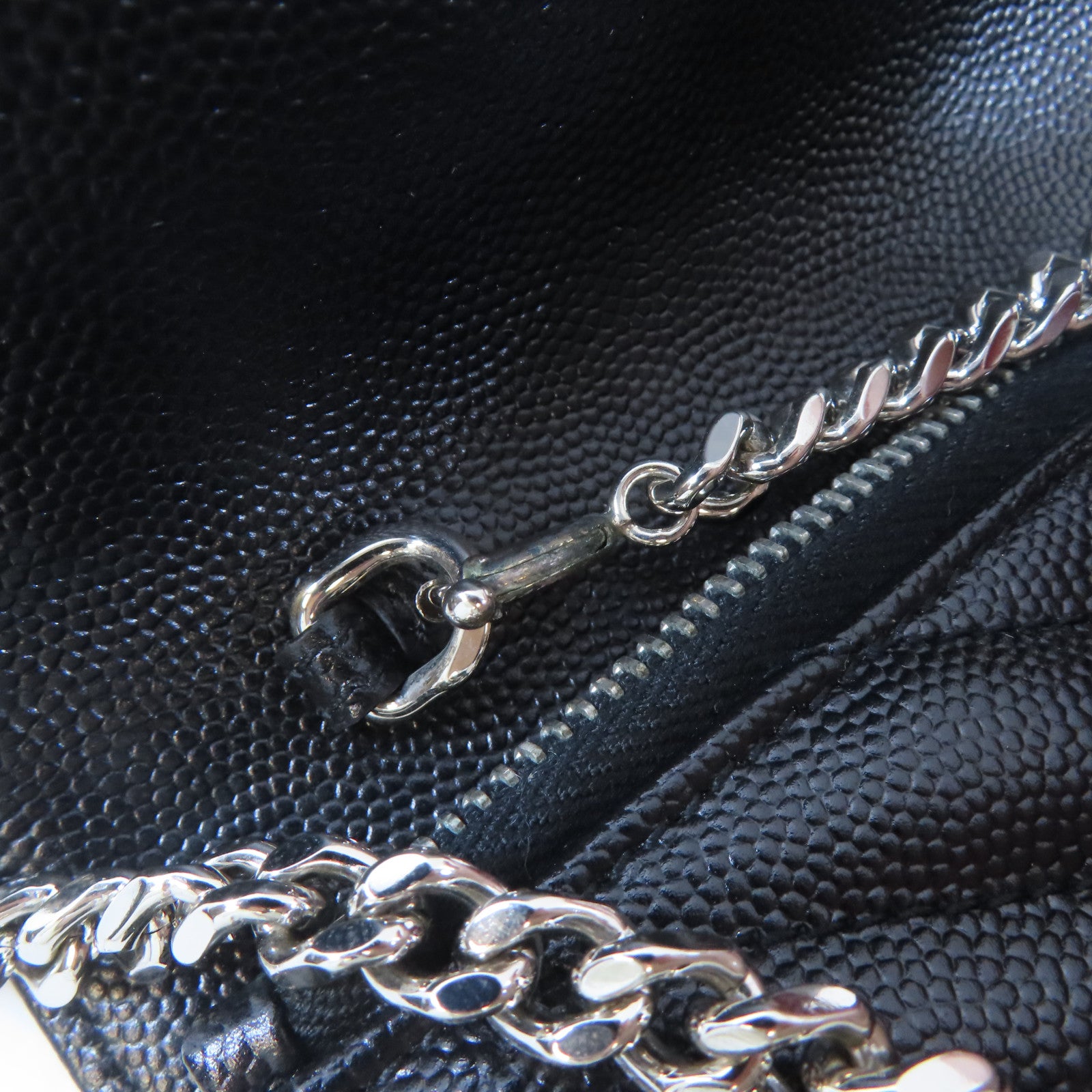 SAINT LAURENT 牛皮皮革Cassandra銀扣鏈帶肩背袋黑色