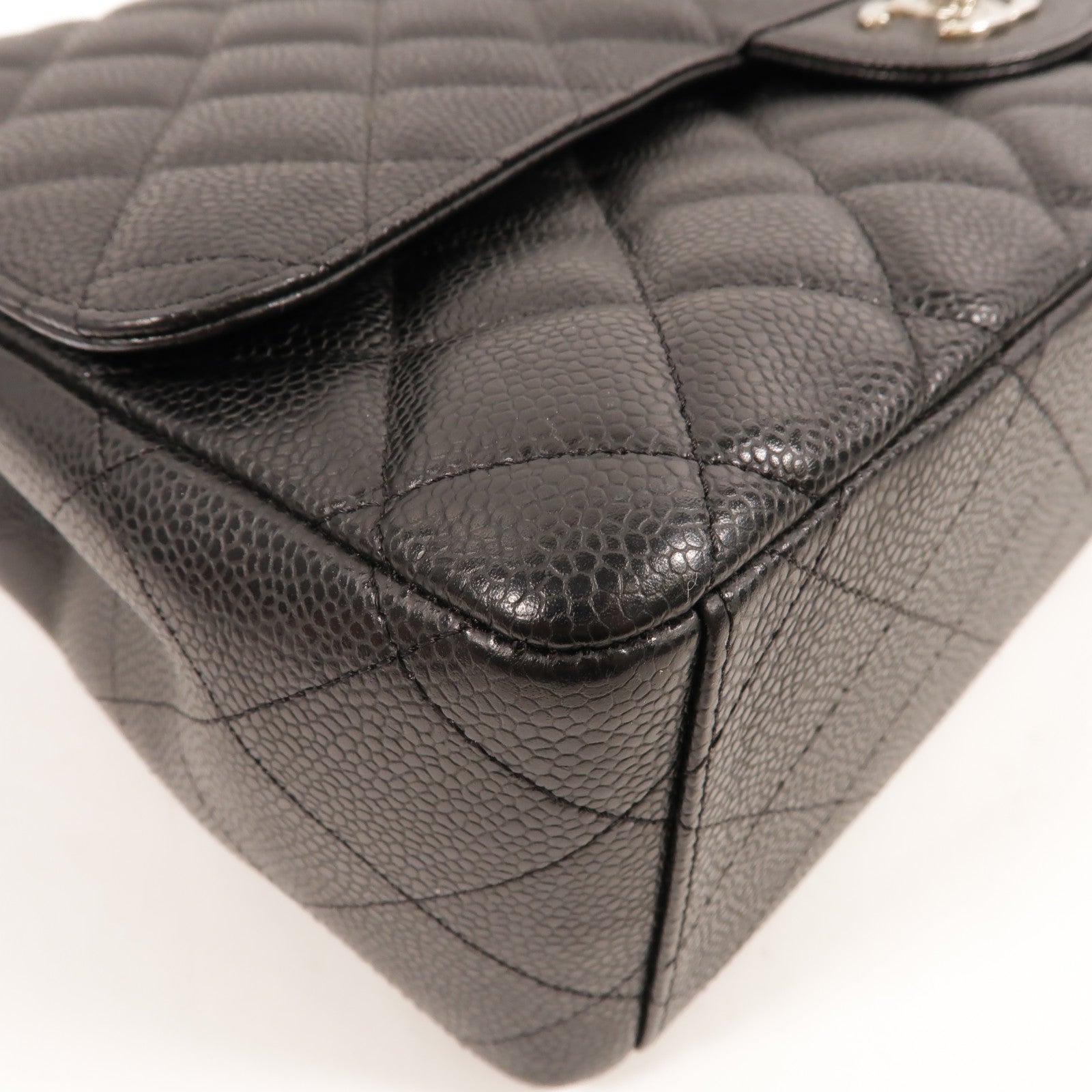 CHANEL 牛皮皮革Maxi Classic鏈帶肩背袋