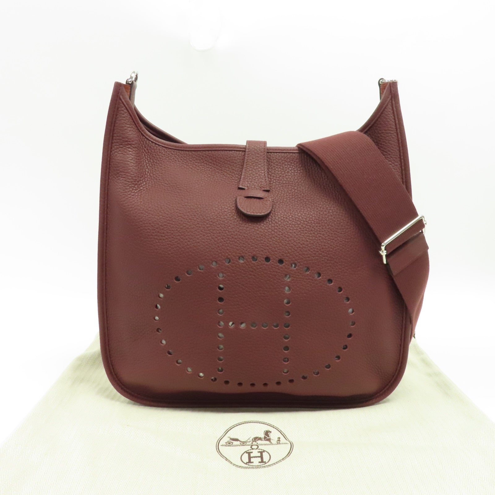 HERMES Clemence皮革Evelyne PM銀扣肩背袋酒紅色/Bordeaux