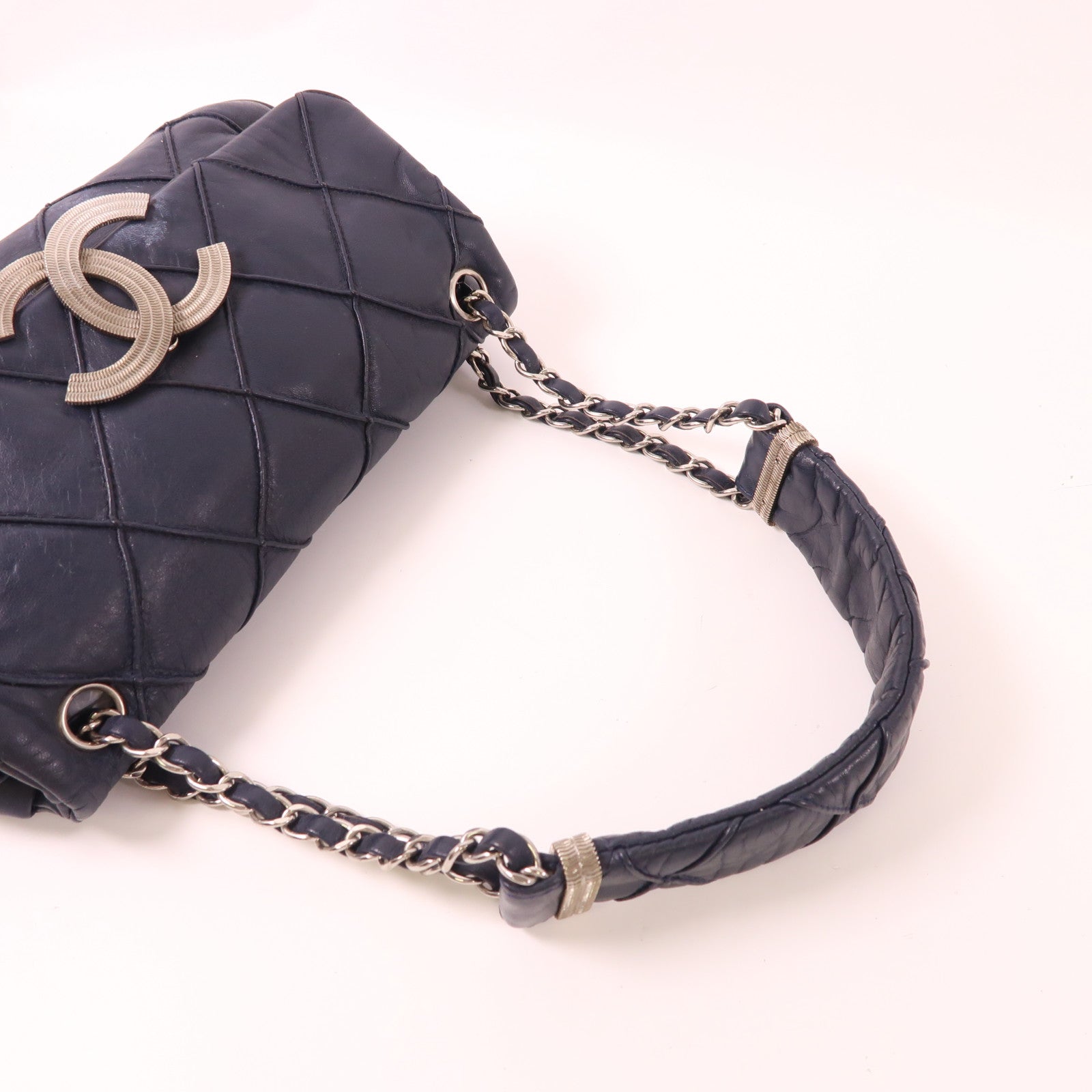 CHANEL 牛皮皮革Shoulder Bag銀扣肩背袋