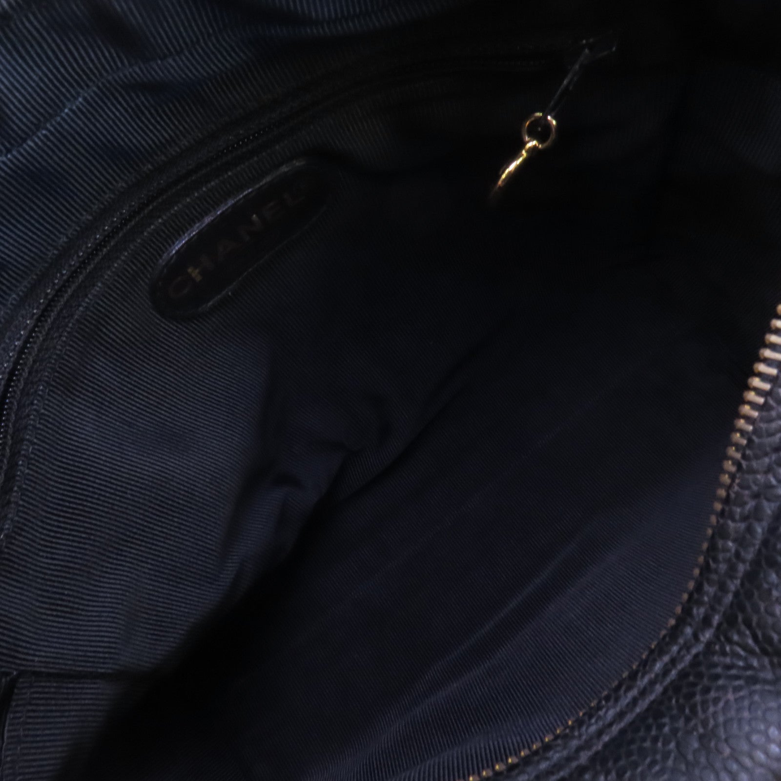 CHANEL 牛皮皮革Vintage Bag金扣鏈帶肩背袋