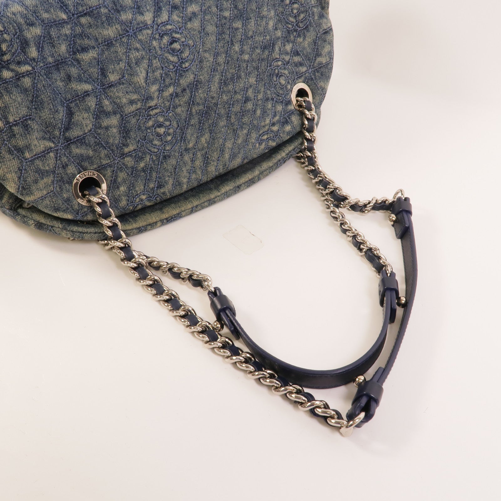 CHANEL Denim Mademoiselle Camellia肩背袋