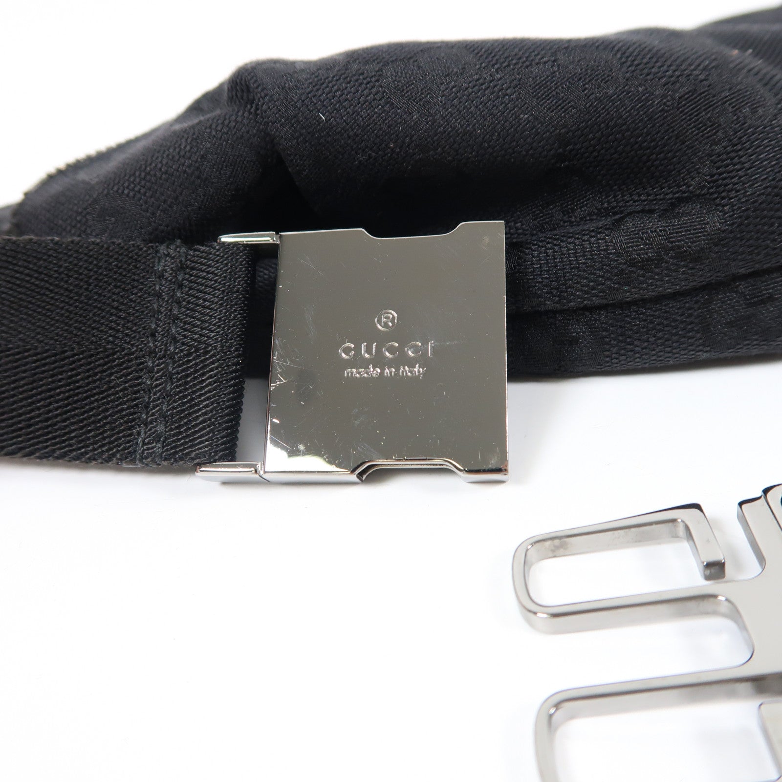 GUCCI 帆布Waist Bag銀扣腰包黑色