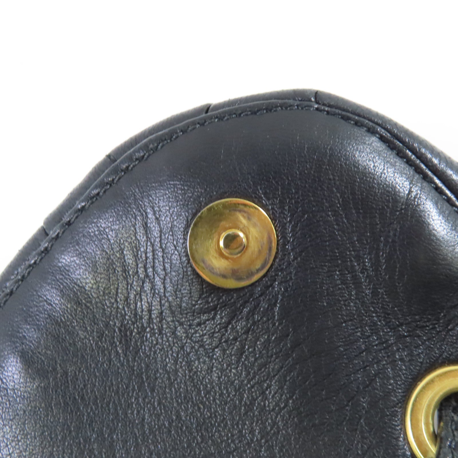 Miu Miu 牛皮皮革Shoulder Bag金扣肩背袋黑色