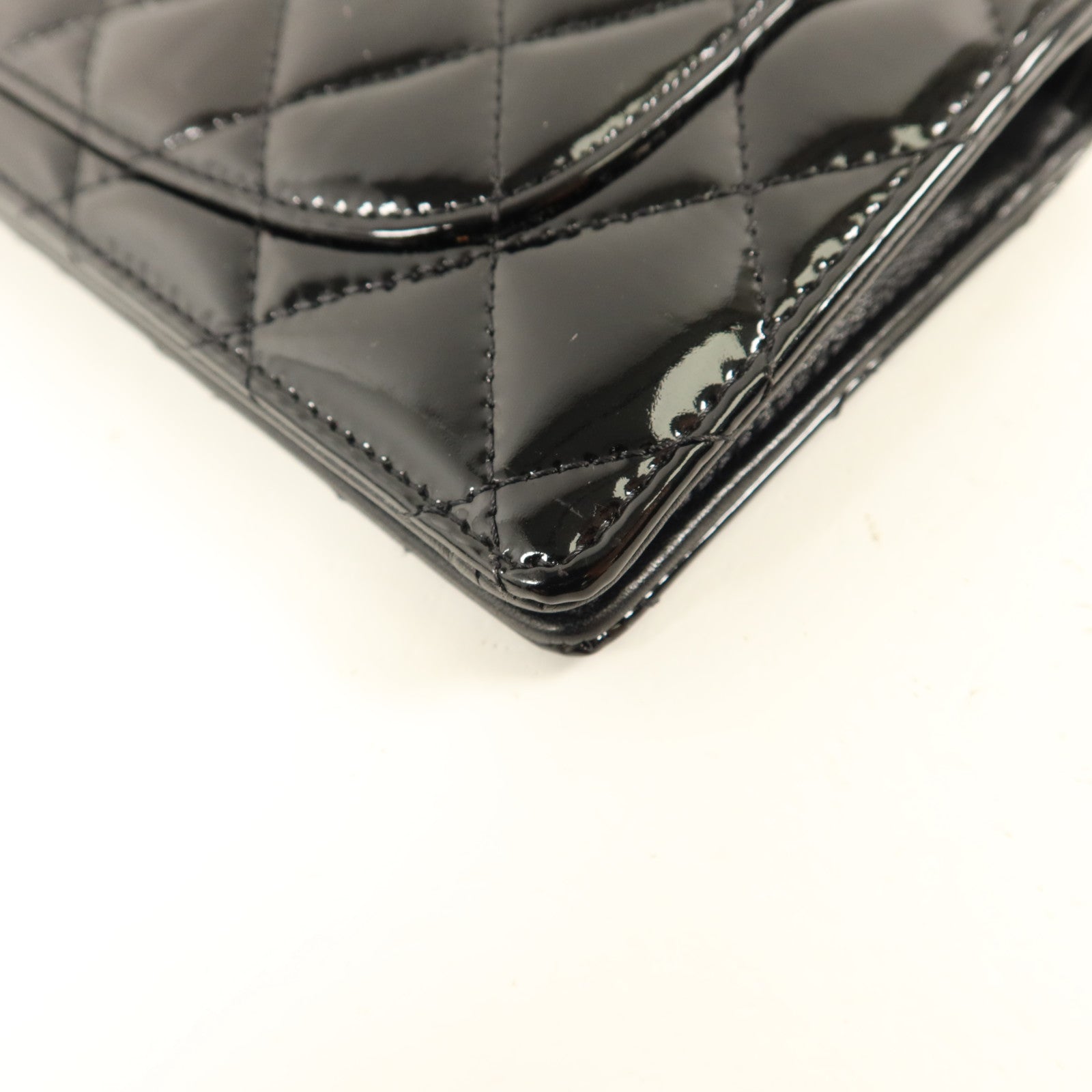 CHANEL 漆皮皮革Long Bifold Wallet銀扣長錢包