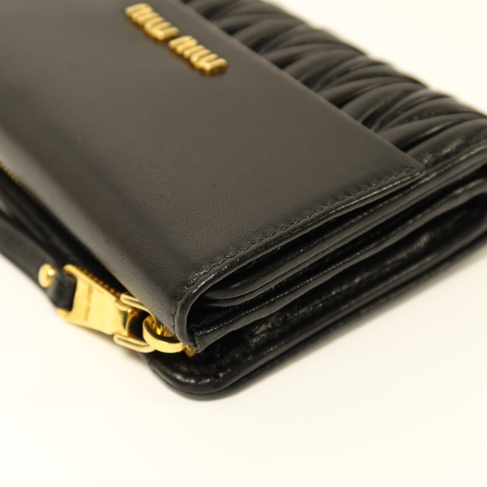 Miu Miu 羊皮皮革Wallet金扣錢包