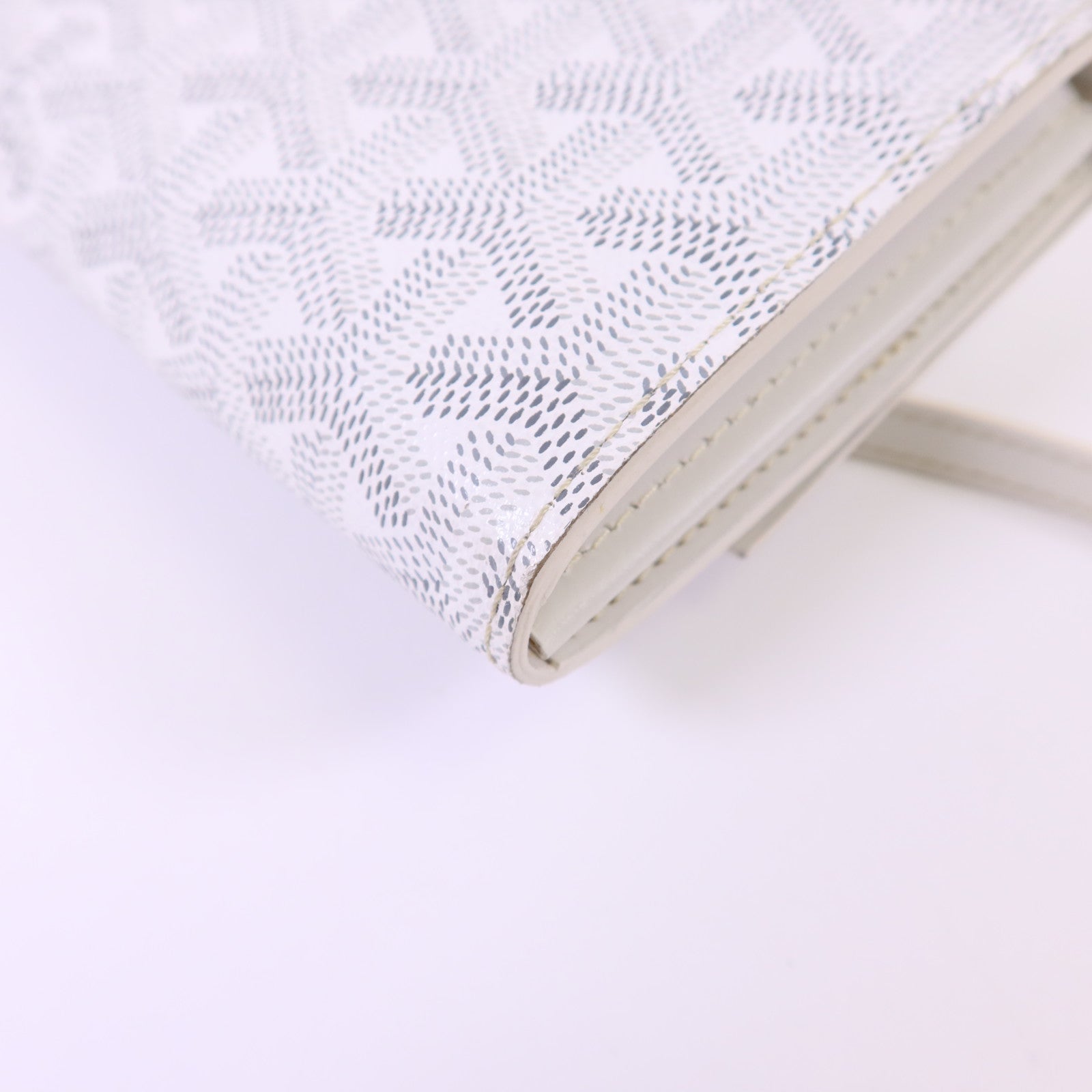 GOYARD 塗層帆布Varenne Continental Wallet銀扣肩背袋