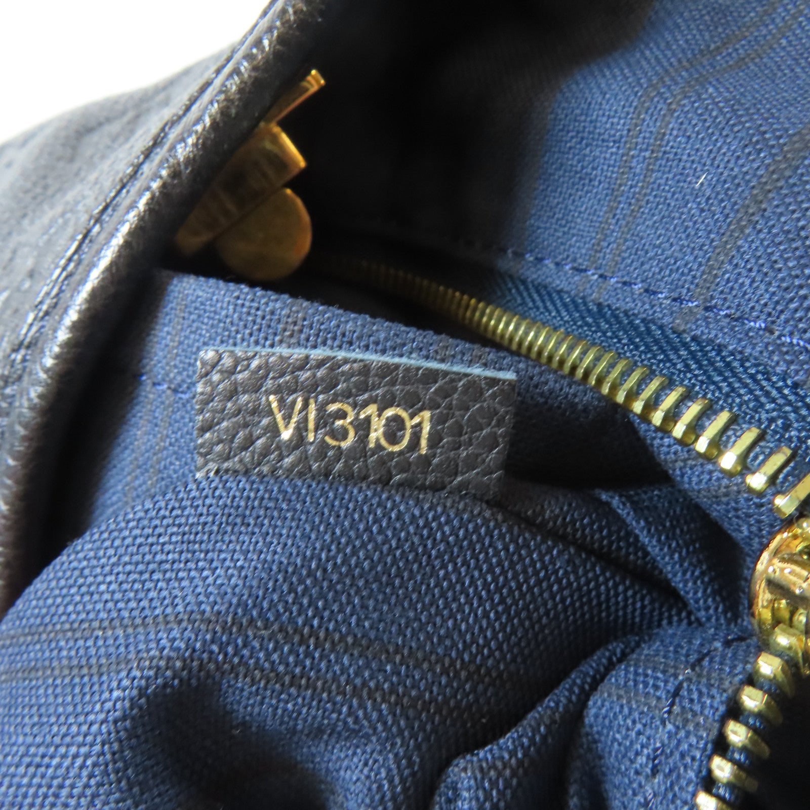 LOUIS VUITTON Monogram Empreinte Shoulder Bag金扣肩背袋黑色