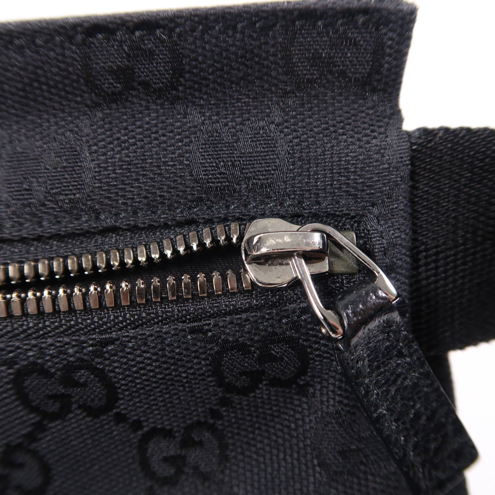 GUCCI 帆布Waist Bag銀扣腰包黑色