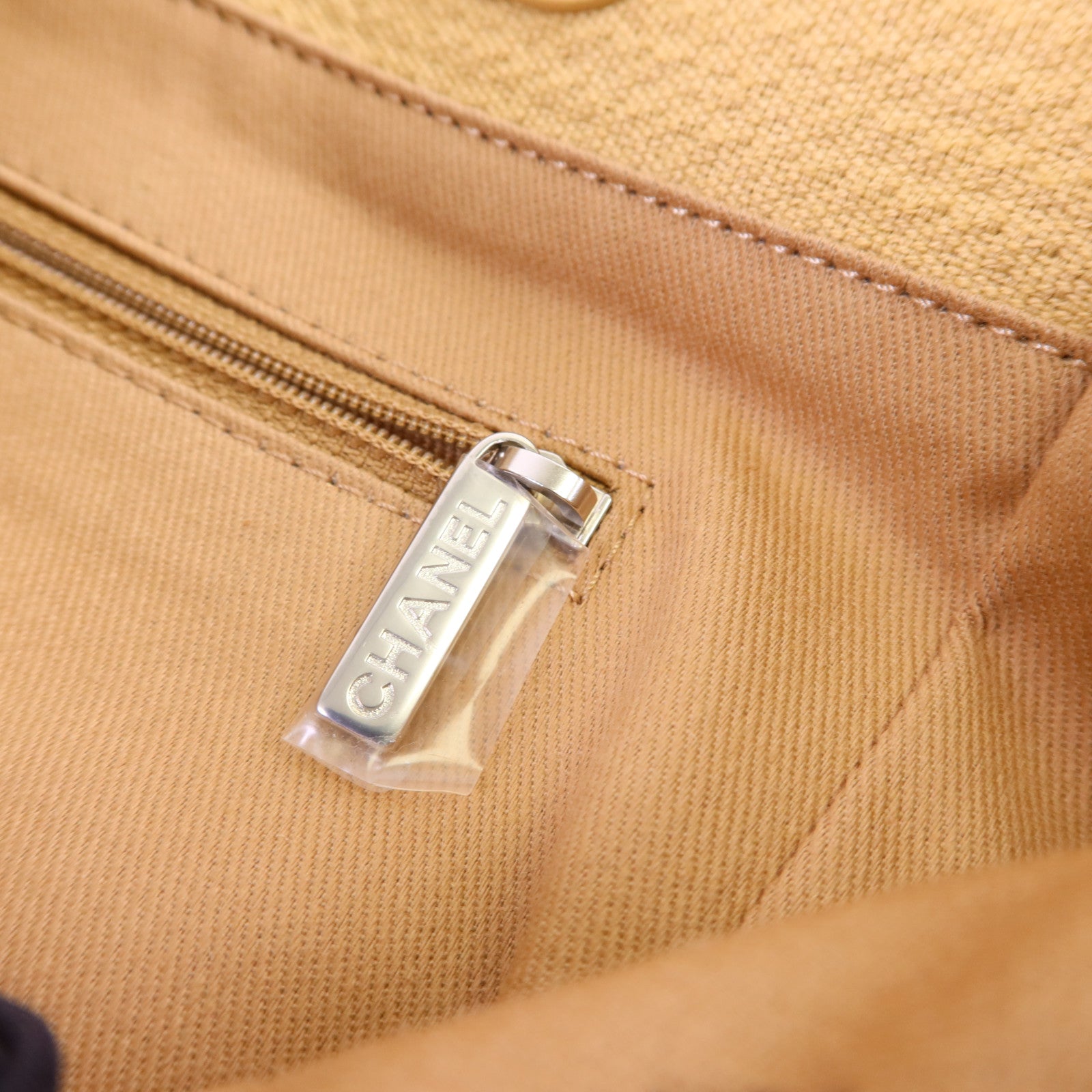 CHANEL 【激減優惠】帆布Deauville Tote Bag銀扣鏈帶肩背袋