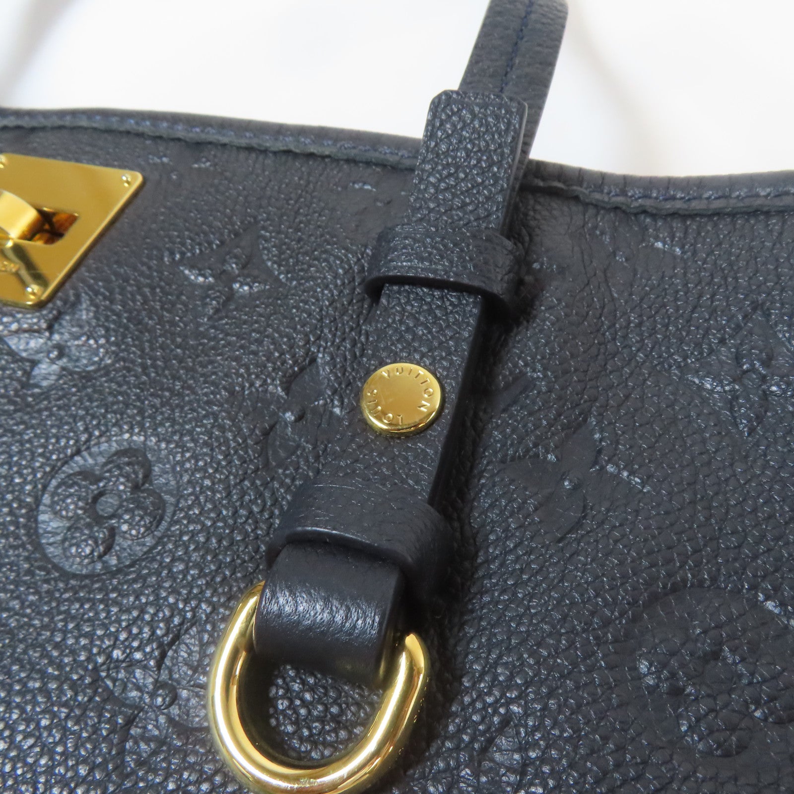 LOUIS VUITTON Monogram Empreinte Shoulder Bag金扣肩背袋黑色