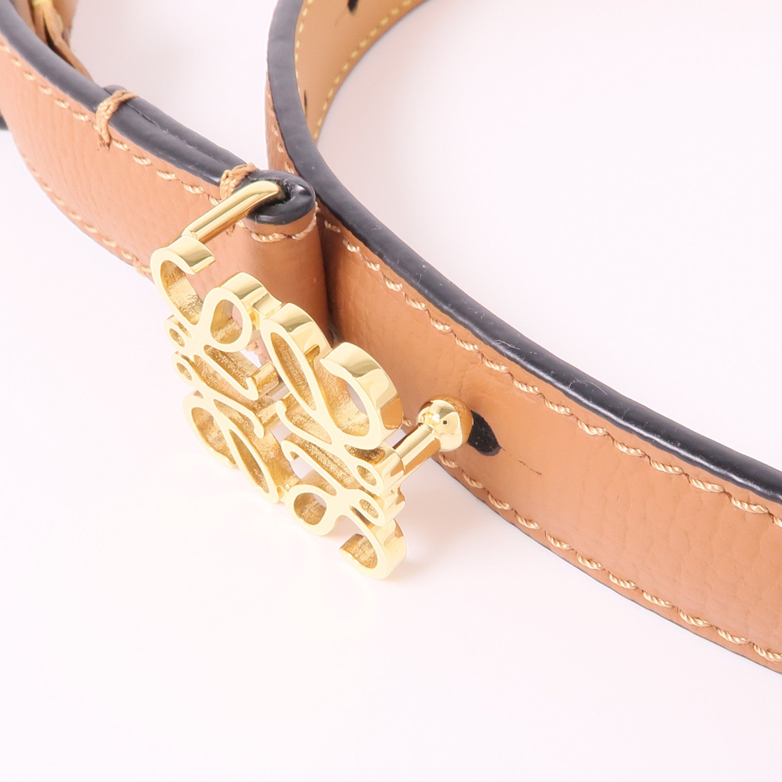 LOEWE 牛皮皮革金扣皮帶