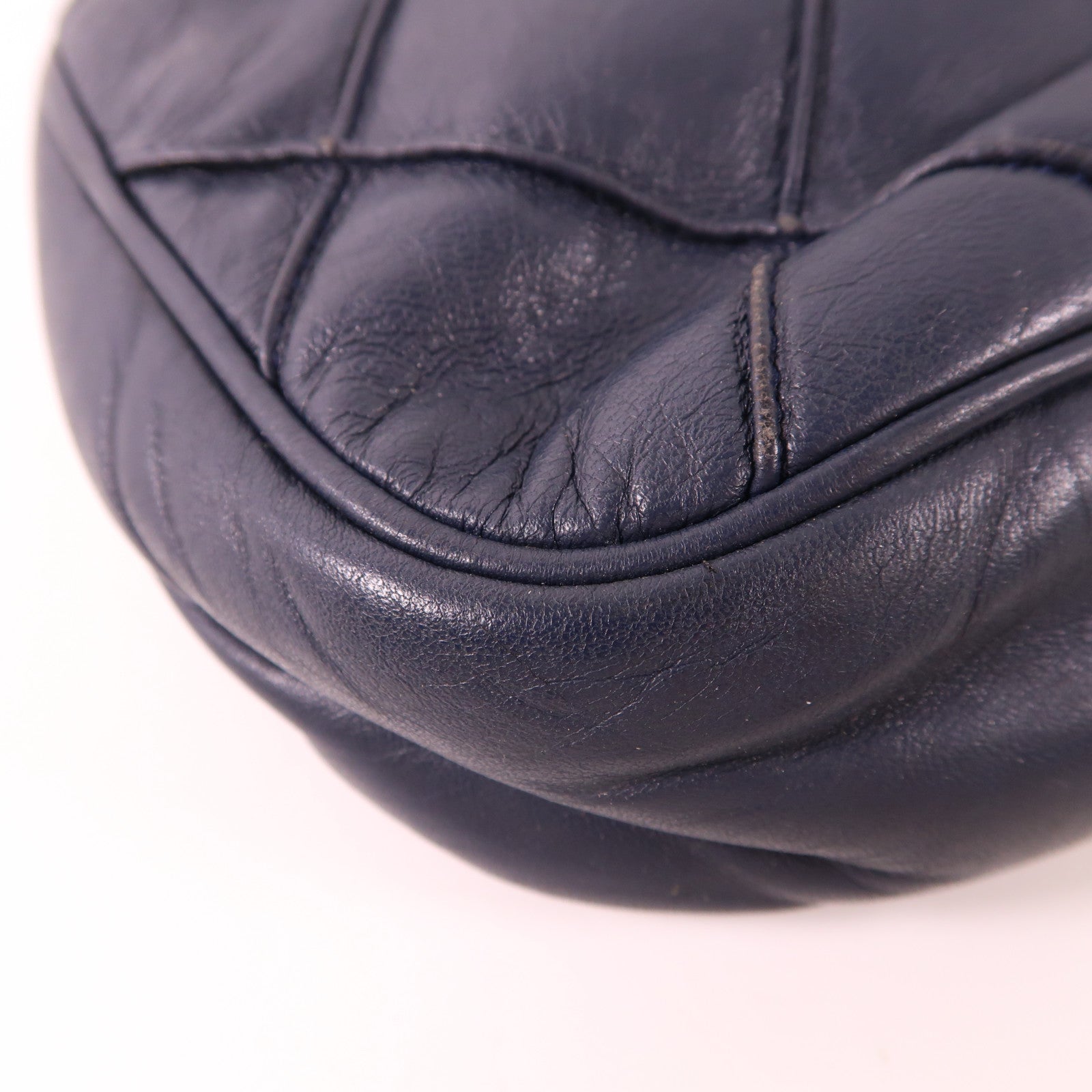 CHANEL 牛皮皮革Shoulder Bag銀扣肩背袋