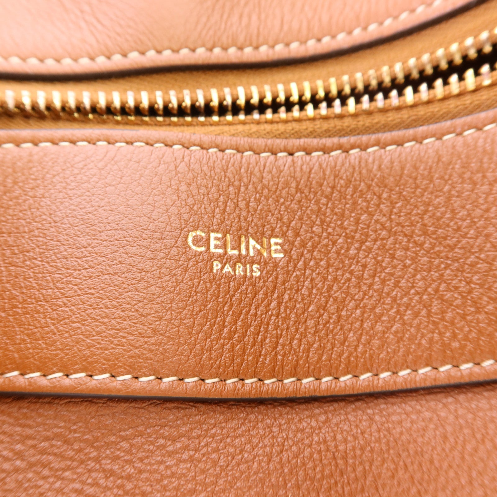 CELINE 牛皮皮革Romy Bag金扣肩背袋