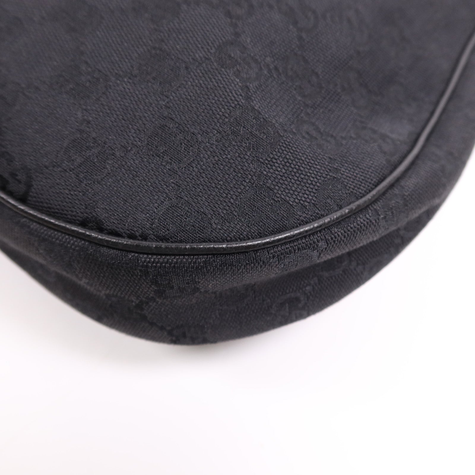 GUCCI 帆布Shoulder Bag銀扣肩背袋