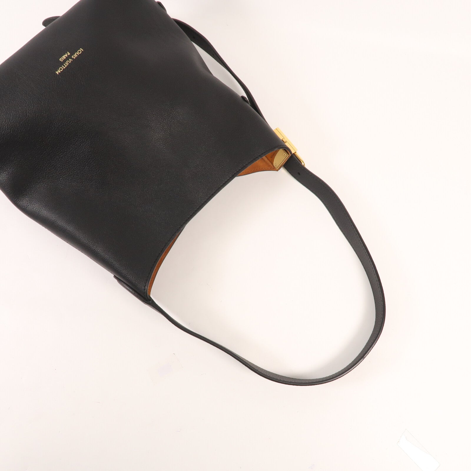 LOUIS VUITTON 牛皮皮革Low Key Hobo PM金扣肩背袋