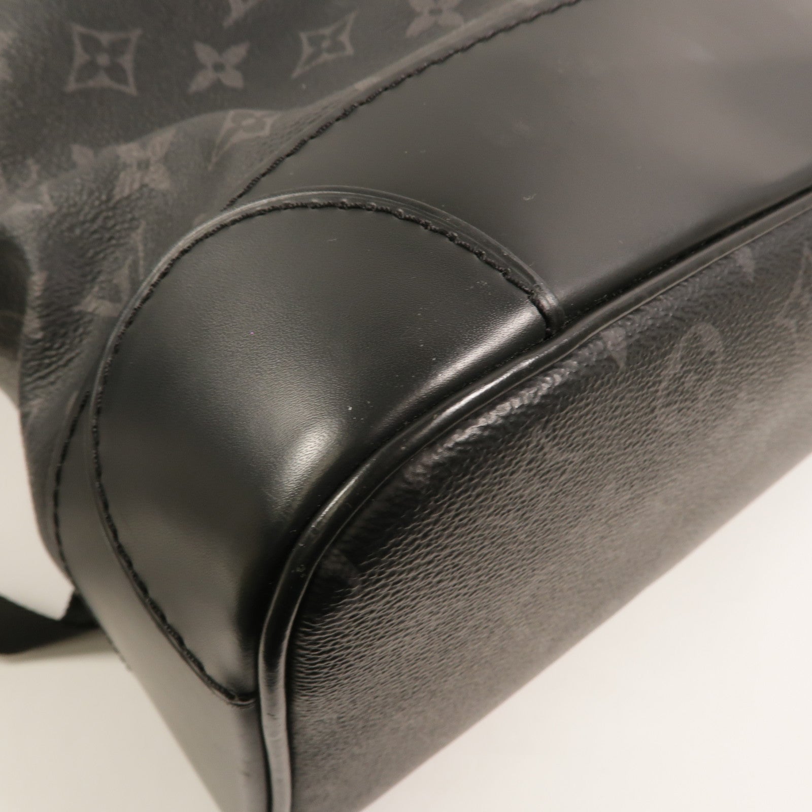 LOUIS VUITTON Monogram Eclipse Steamer Backpack背包