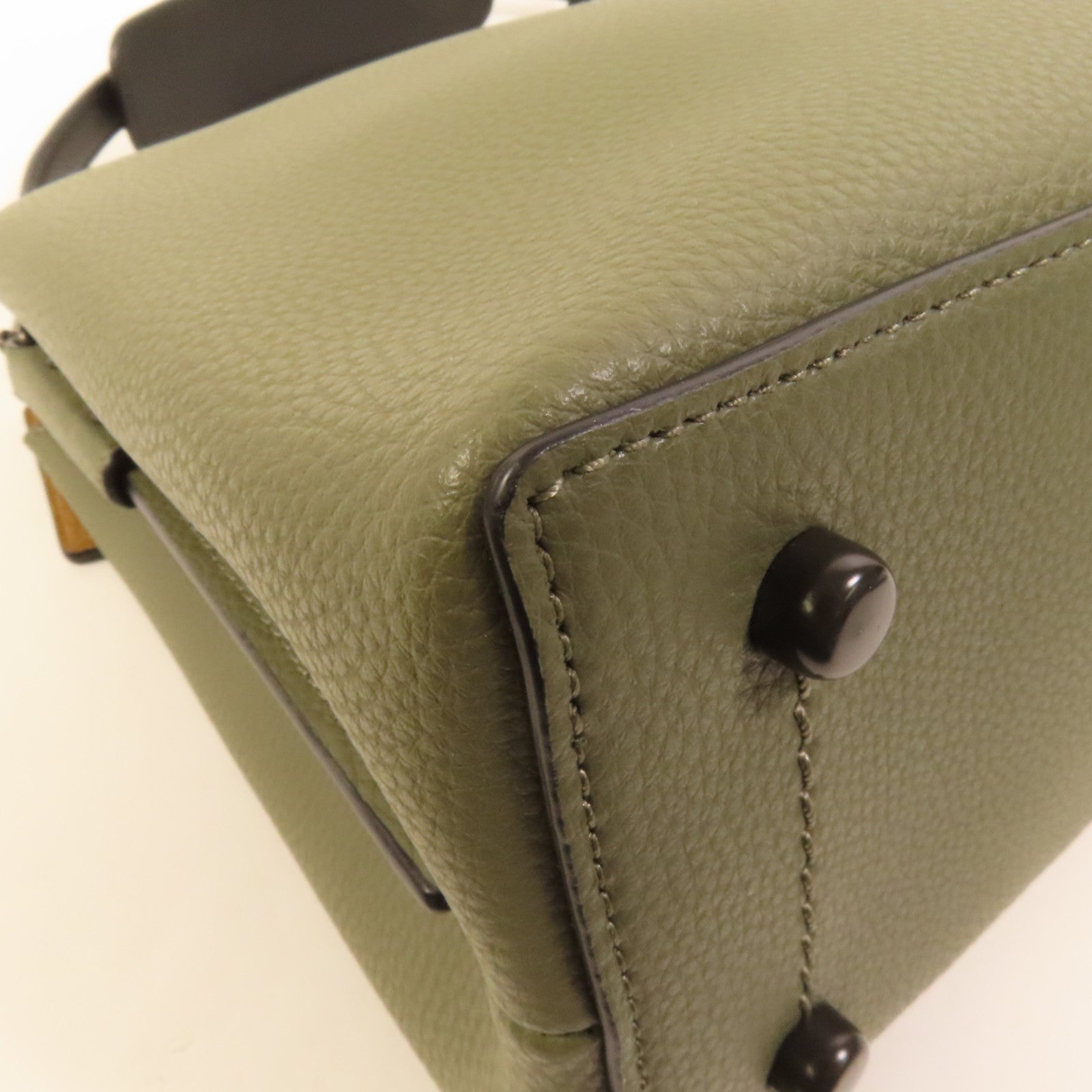 COACH 牛皮皮革Shoulder Bag肩背袋