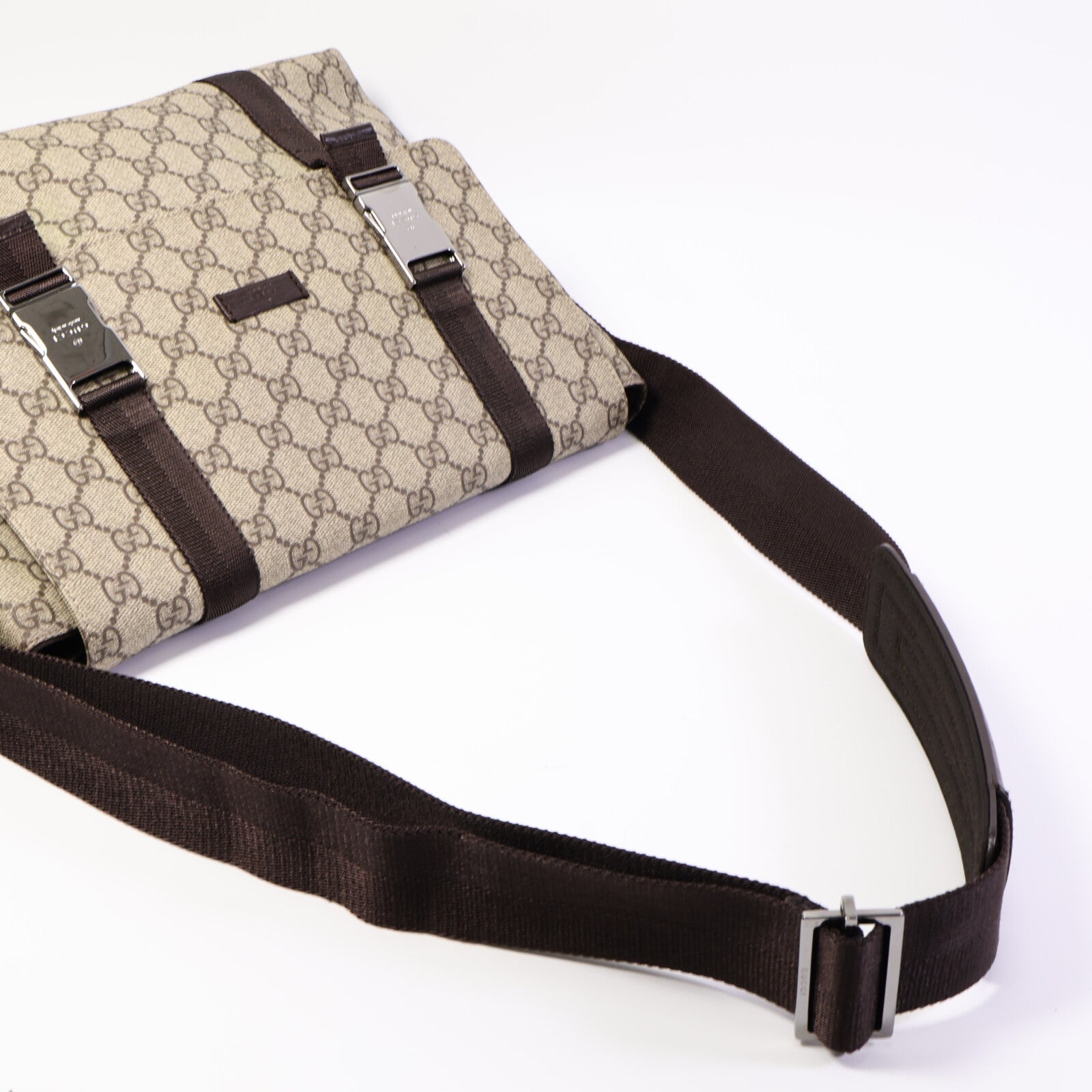 GUCCI 塗層帆布GG Supreme肩背袋