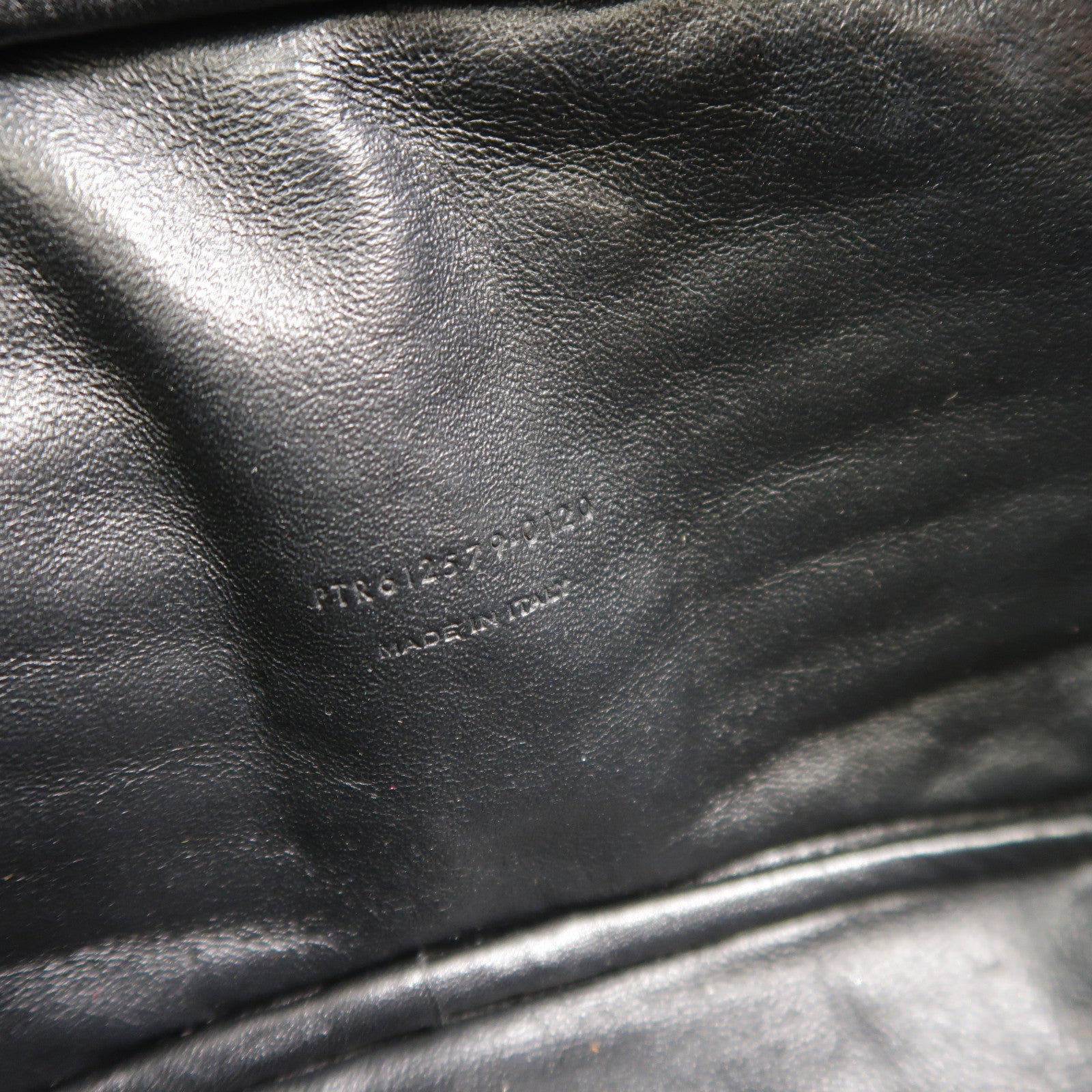 SAINT LAURENT 牛皮皮革Lou Mini鏈帶肩背袋