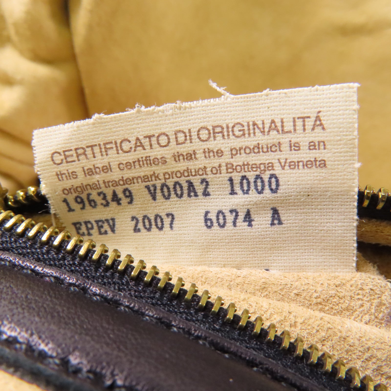 BOTTEGA VENETA 牛皮皮革Hand Bag金扣手挽袋