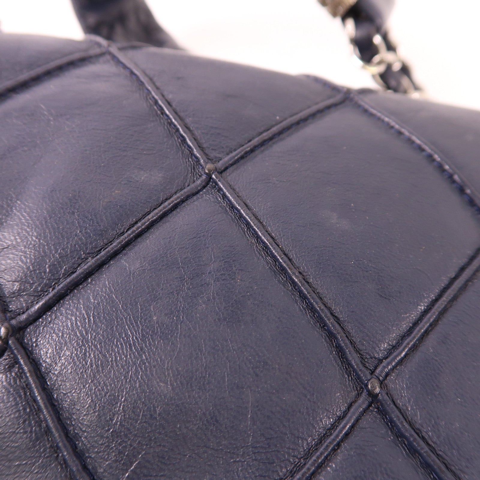 CHANEL 牛皮皮革Shoulder Bag銀扣肩背袋