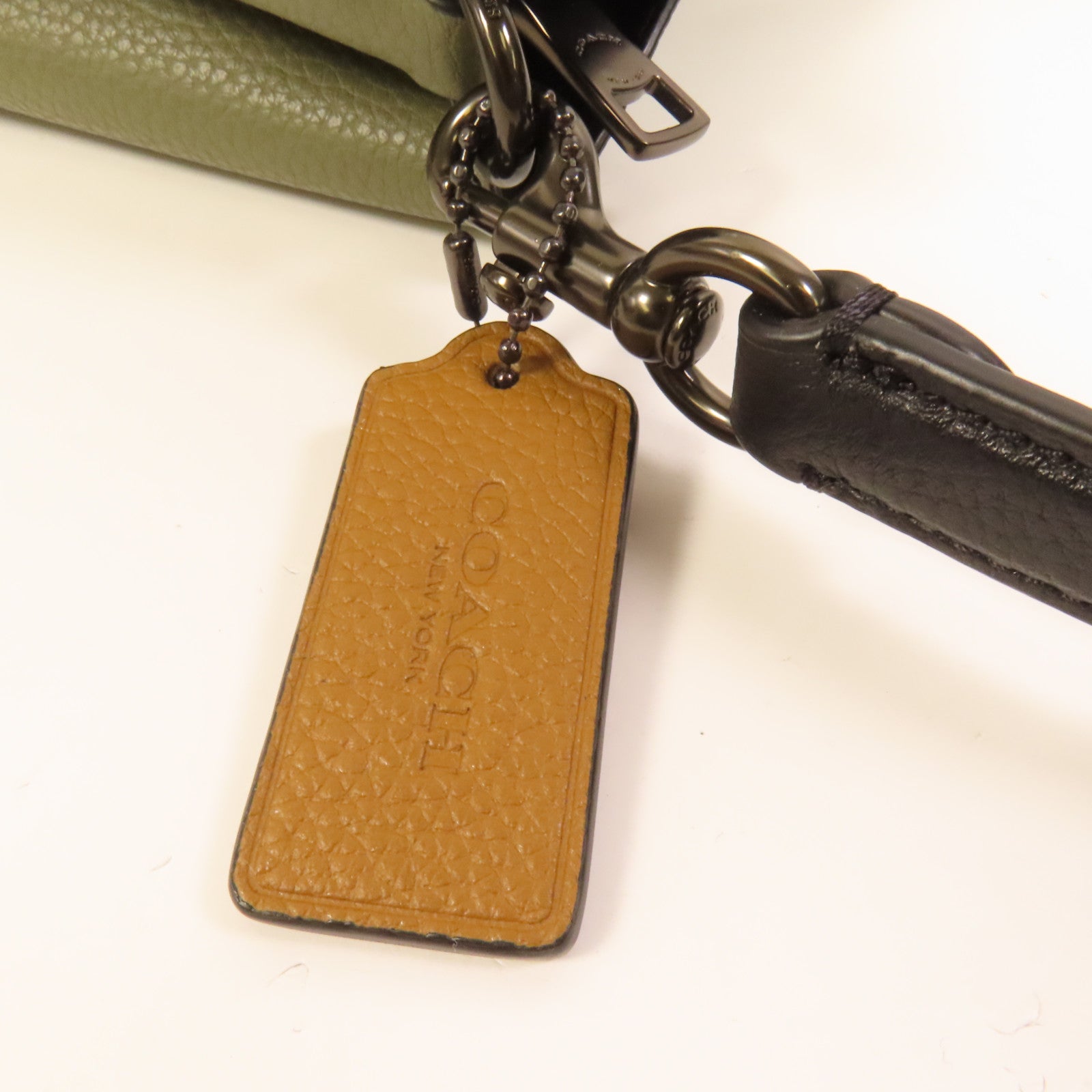 COACH 牛皮皮革Shoulder Bag肩背袋