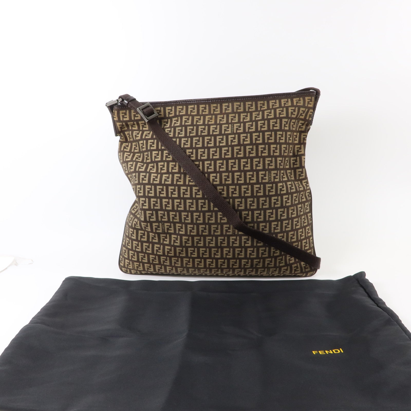 FENDI 帆布Zucchino Shoulder Bag肩背袋