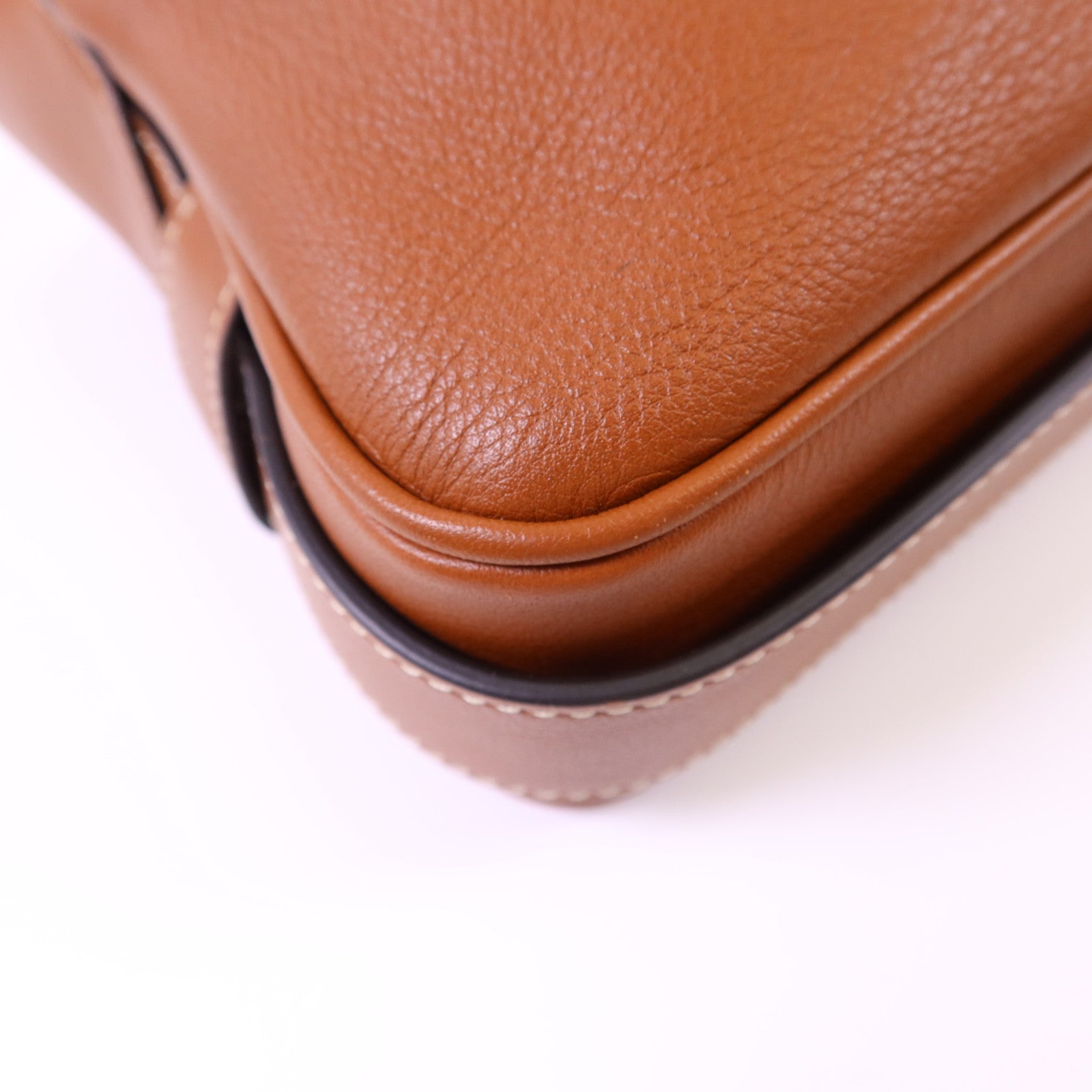 CELINE 牛皮皮革Romy Bag金扣肩背袋