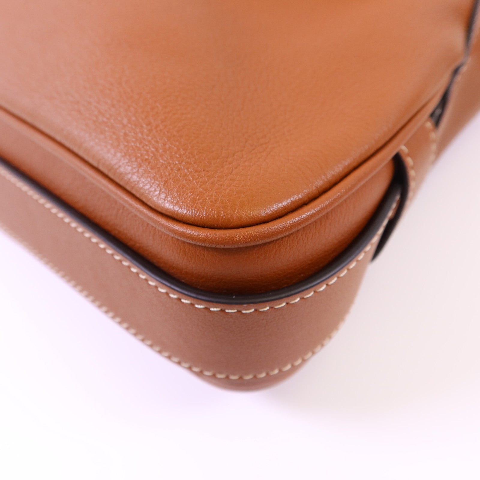 CELINE 牛皮皮革Romy Bag金扣肩背袋