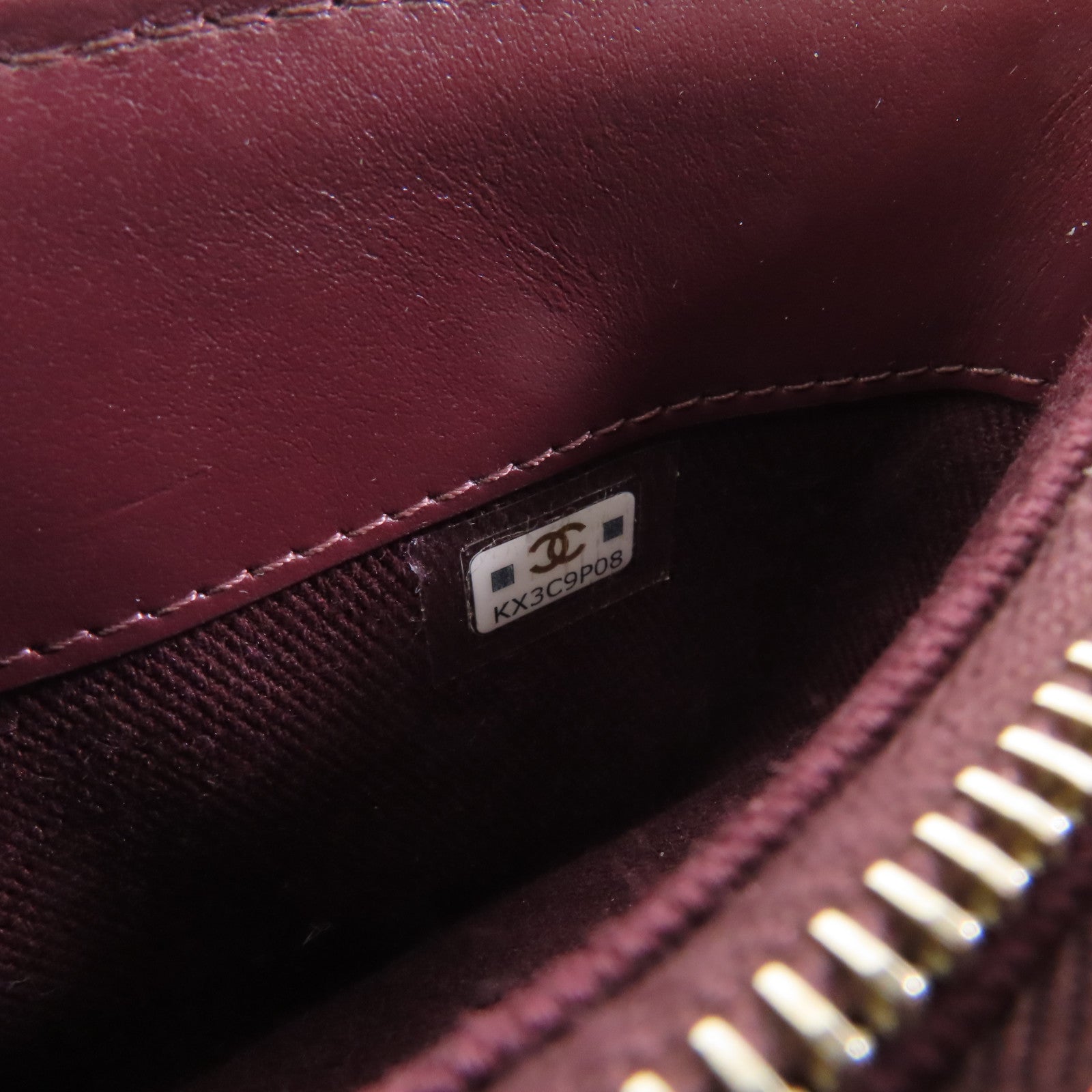 CHANEL 菱格Caviar皮革Affinity Phone Bag金扣鏈帶肩背袋黑色