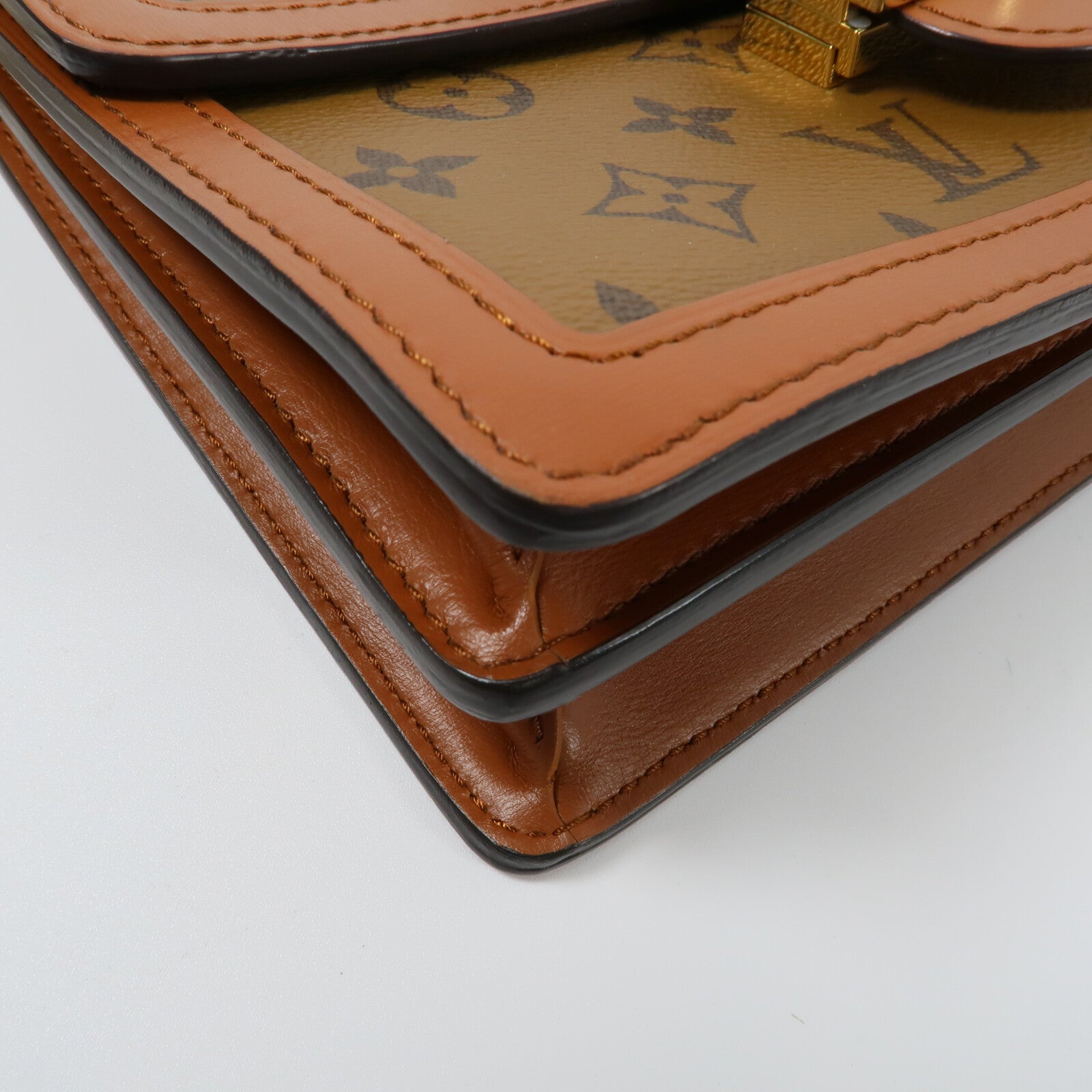 LOUIS VUITTON Monogram Reverse Dauphine MM鏈帶手挽肩背兩用袋