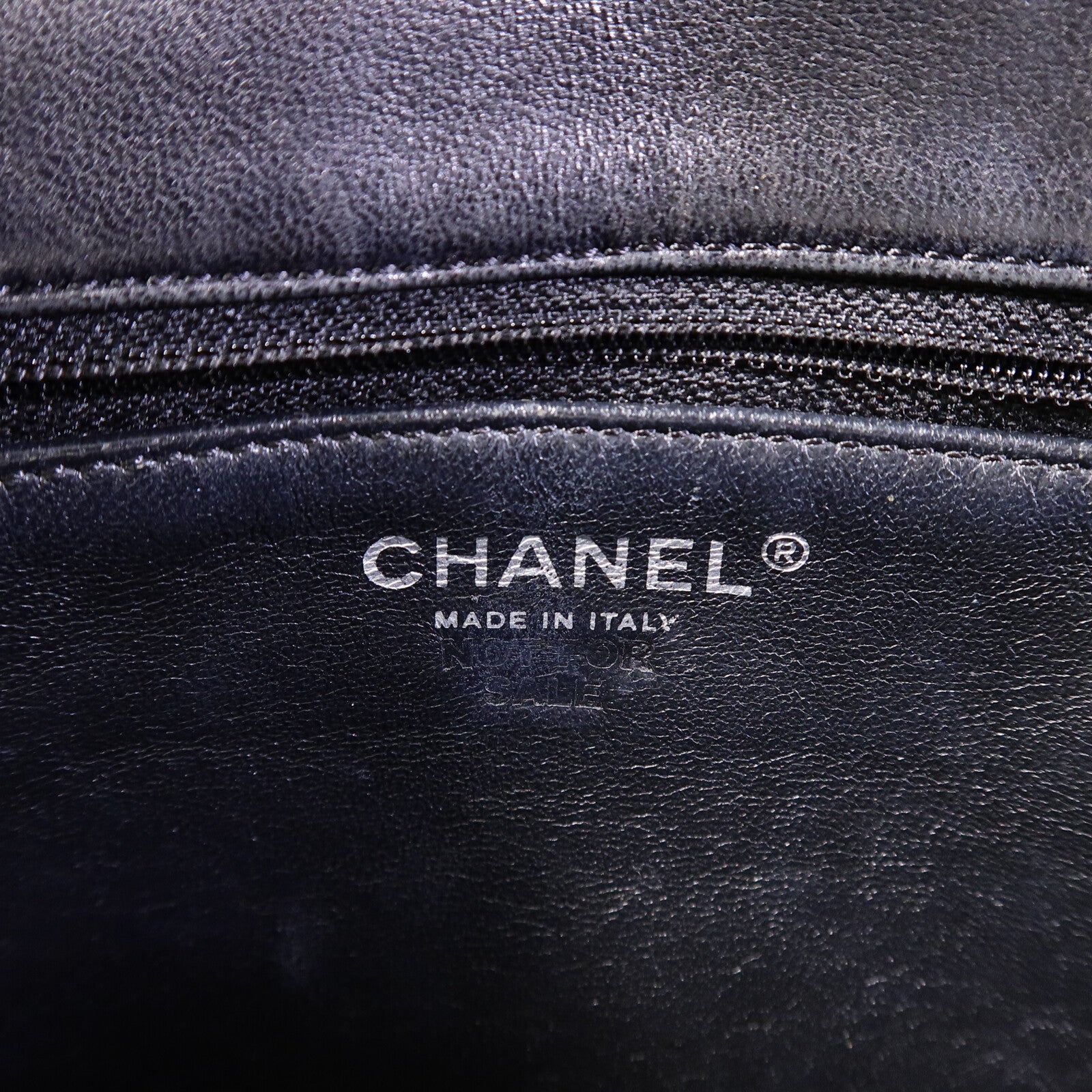CHANEL 【激減優惠】漆皮皮革Shoulder Bag銀扣鏈帶肩背袋