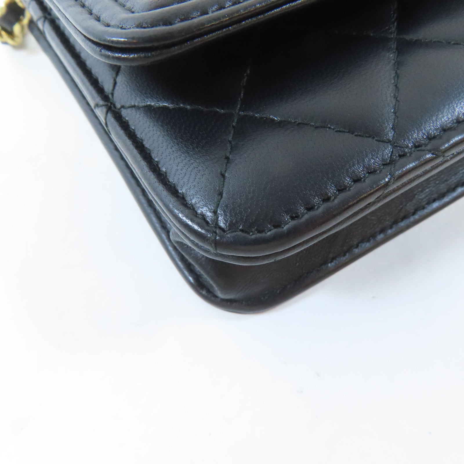 CHANEL 菱格皮革Boy Chanel Wallet On Chain金扣鏈帶肩背袋黑色