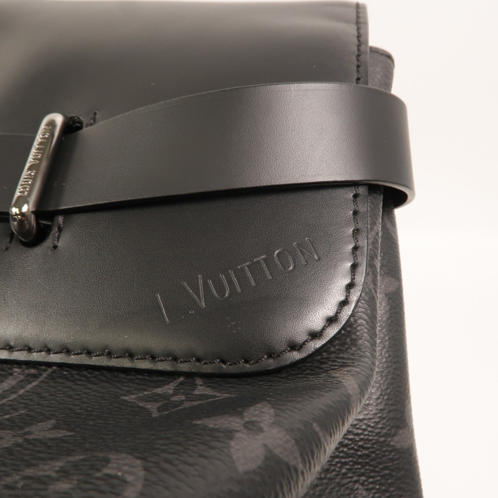 LOUIS VUITTON Monogram Eclipse Steamer Backpack背包