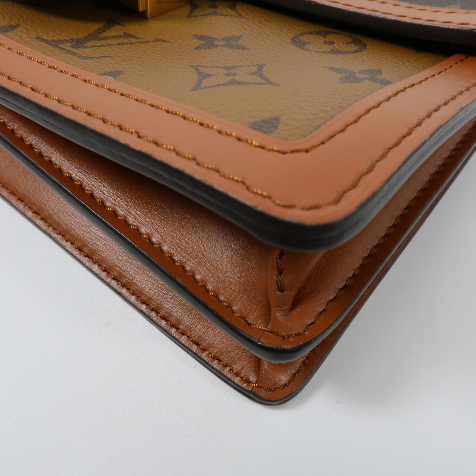 LOUIS VUITTON Monogram Reverse Dauphine MM鏈帶手挽肩背兩用袋