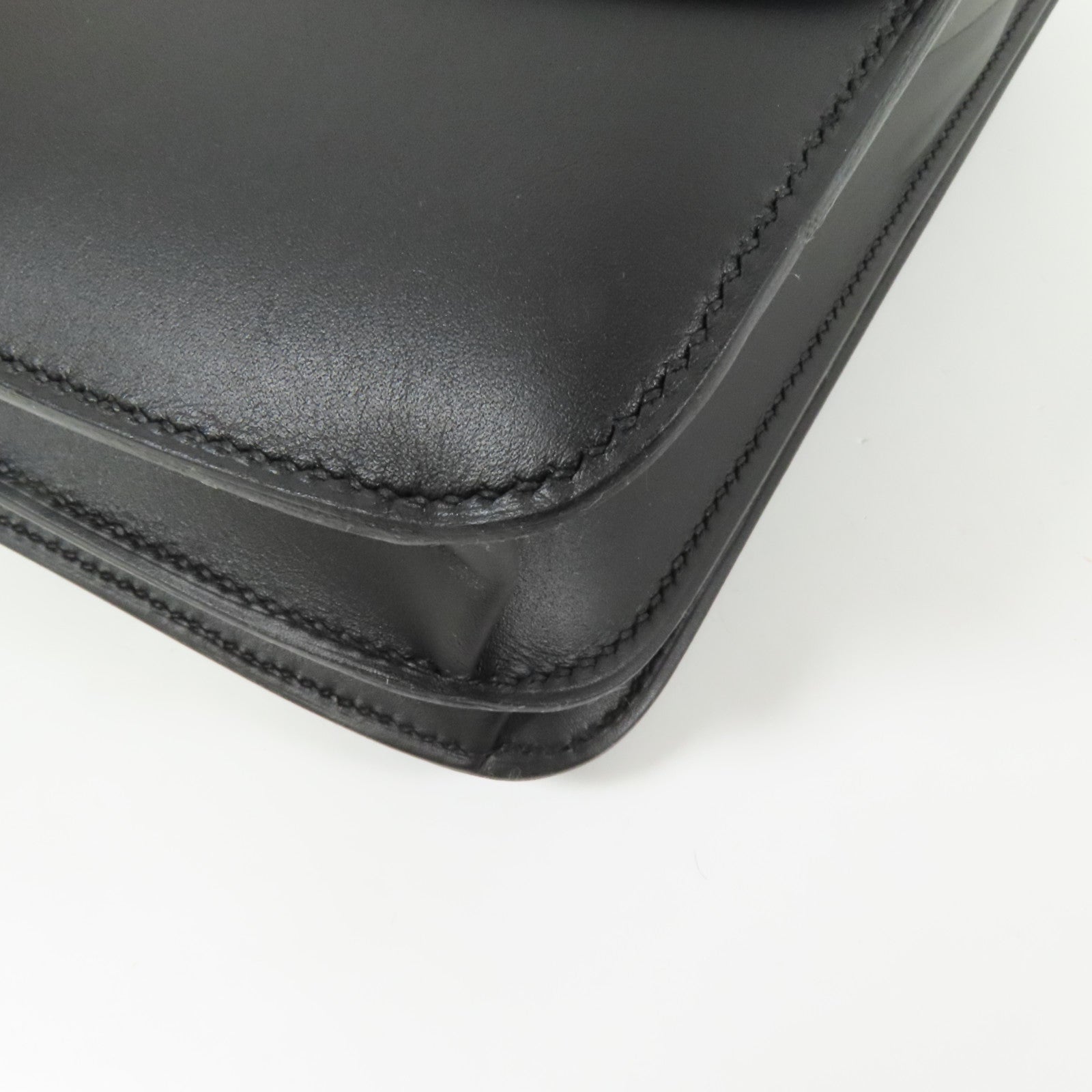 HERMES Box Calf皮革2002 26金扣肩背袋Noir