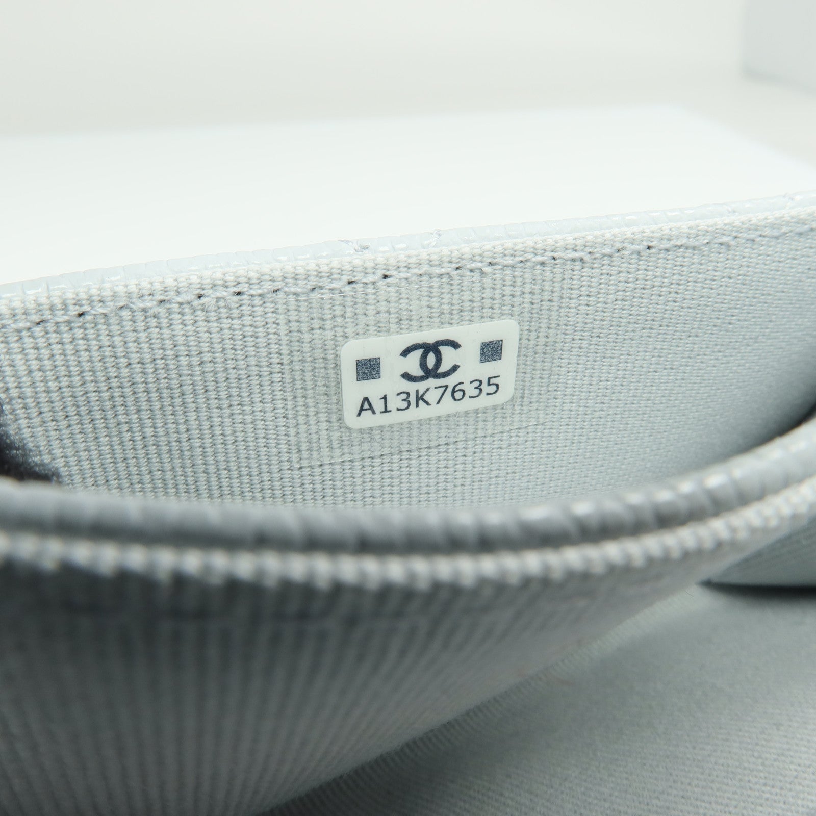 CHANEL 牛皮皮革Card Case銀扣卡片套