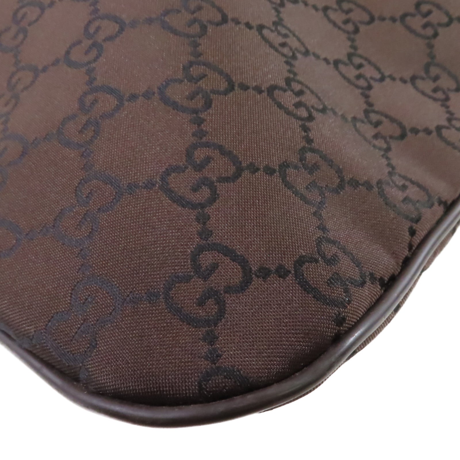 GUCCI GG尼龍帆布Shoulder Bag銀扣肩背袋啡色