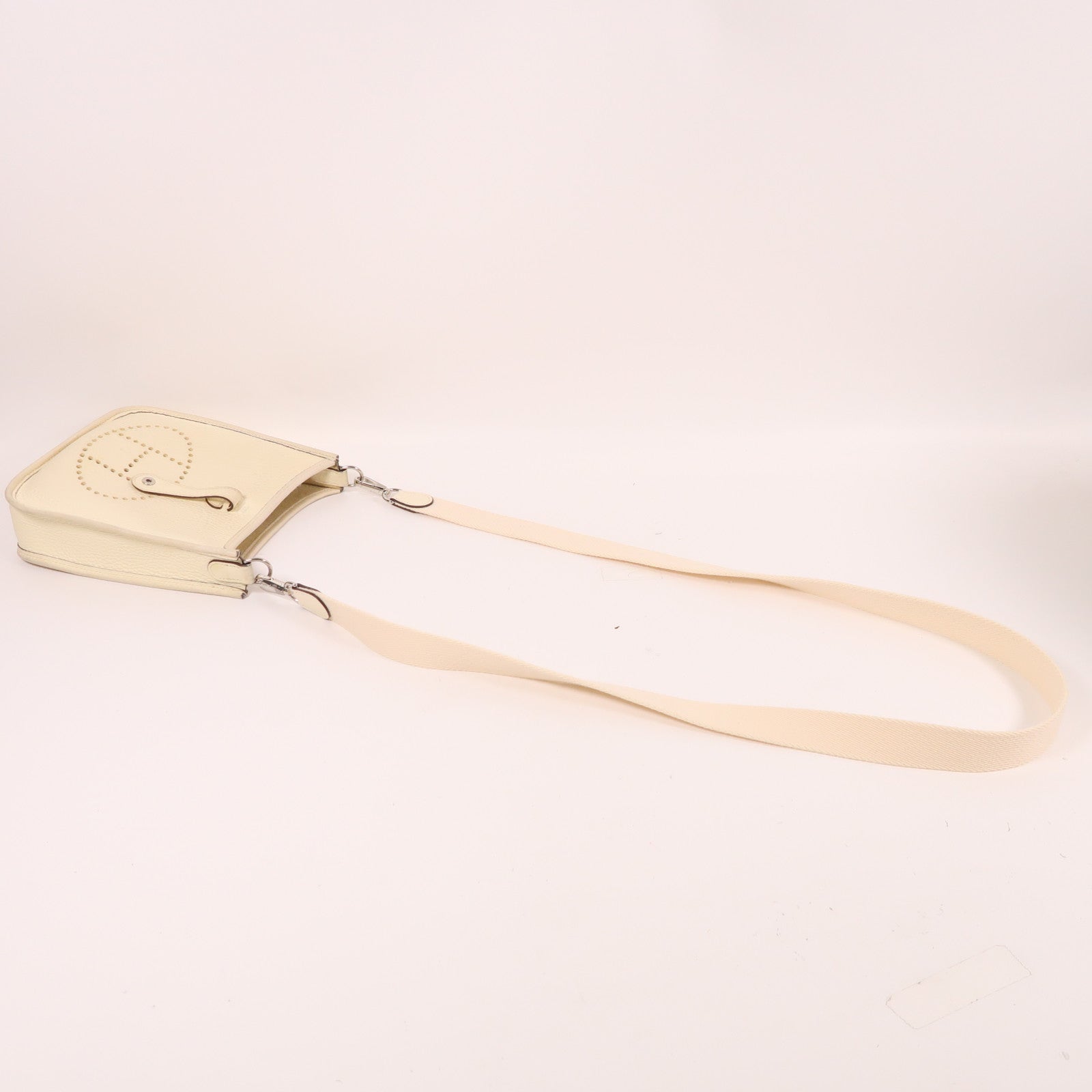 HERMES Clemence皮革Evelyne TPM銀扣肩背袋